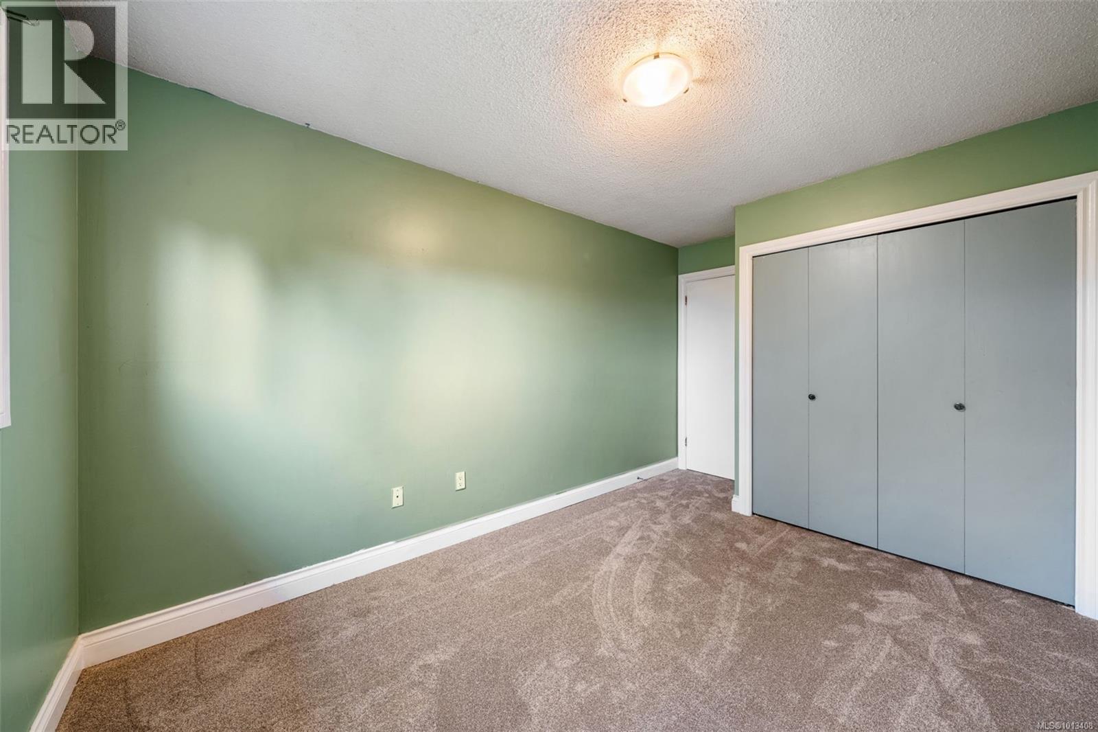 1 1164 Palmer Rd, Saanich
