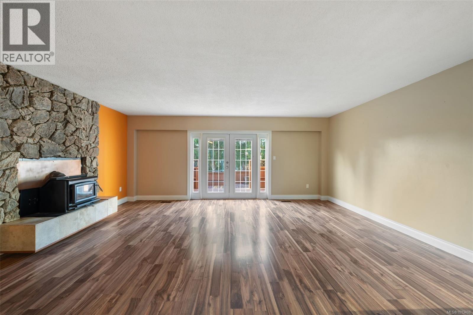 1 1164 Palmer Rd, Saanich