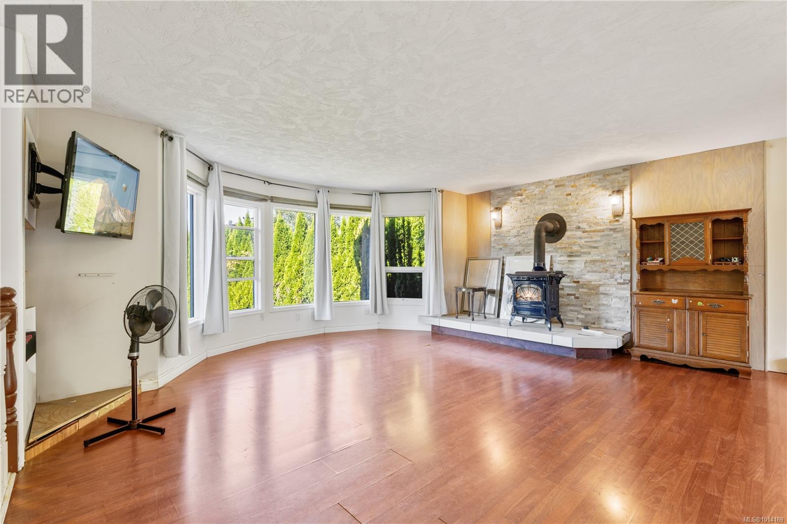 1250 22nd St, Courtenay