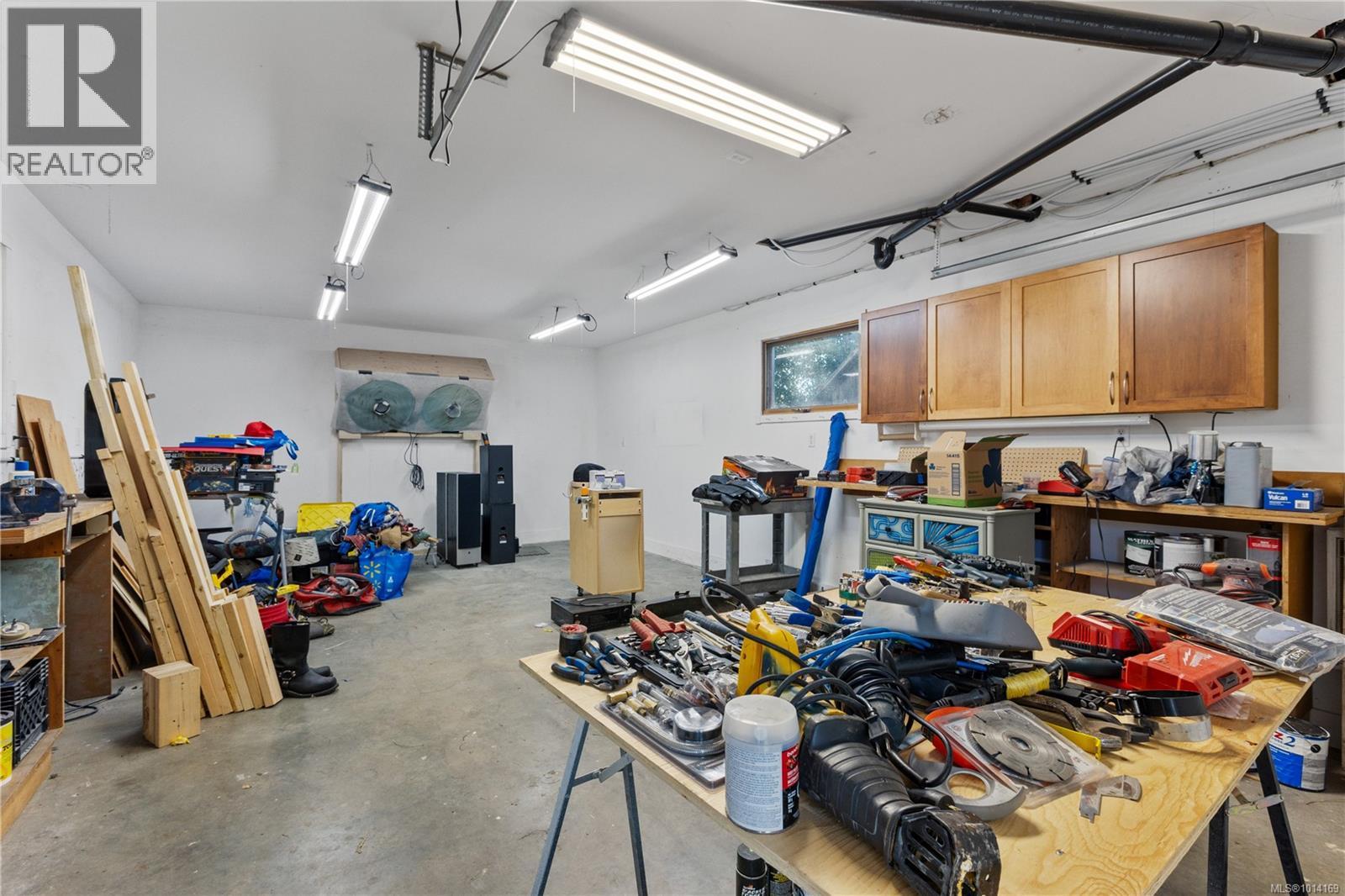 1250 22nd St, Courtenay
