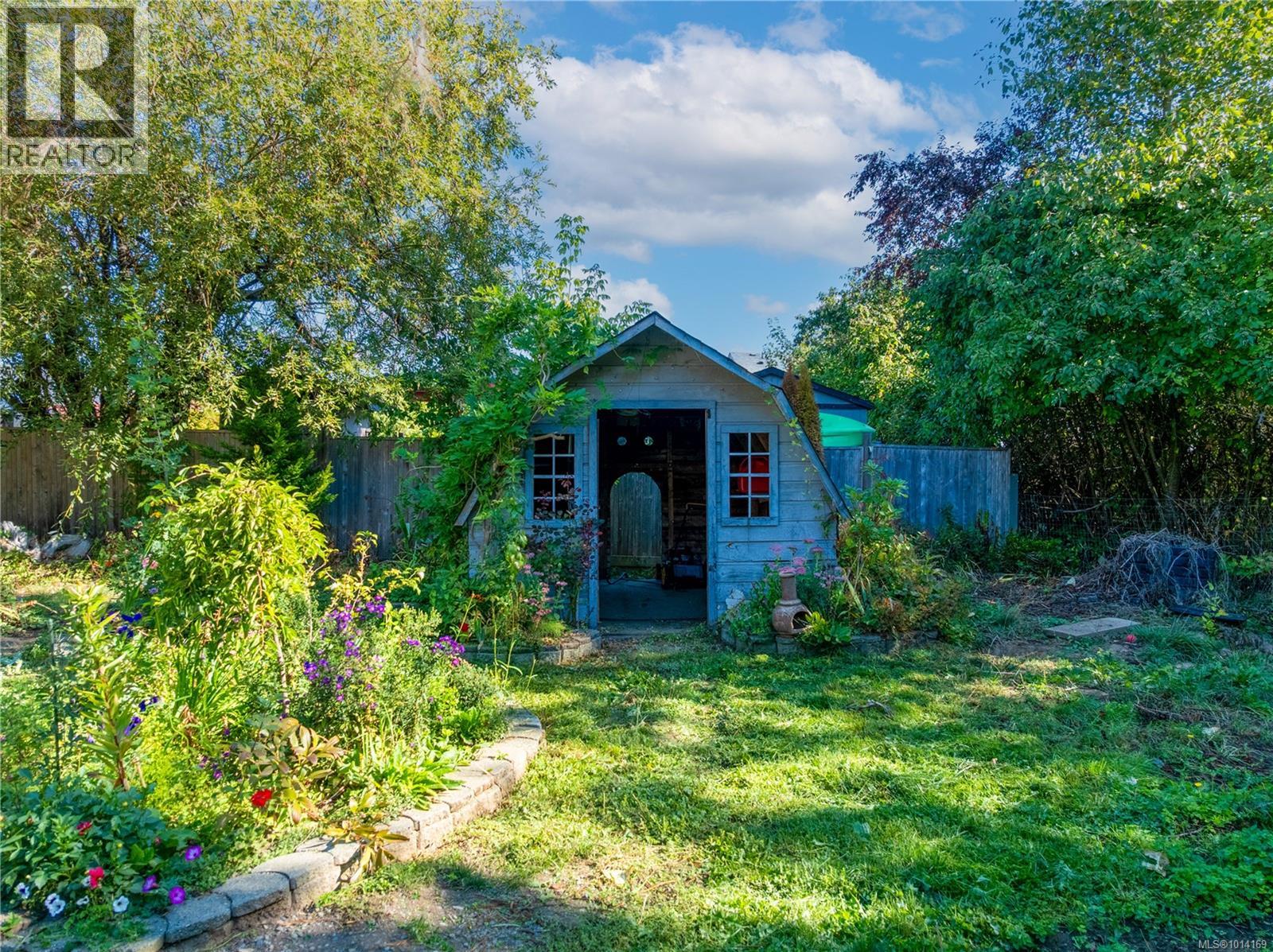 1250 22nd St, Courtenay