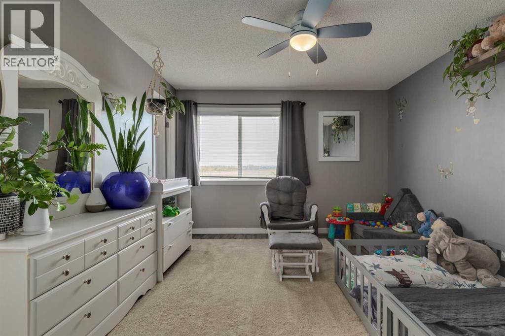 Single Family House for Sale in  Elgin View SE McKenzie Towne Calgary 