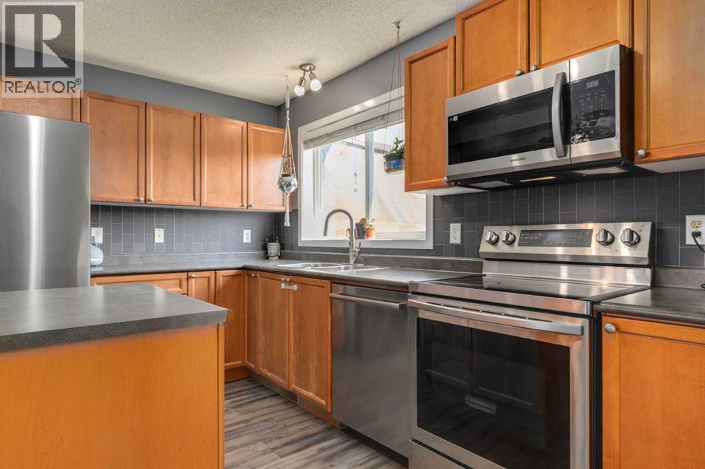 Single Family House for Sale in  Elgin View SE McKenzie Towne Calgary 