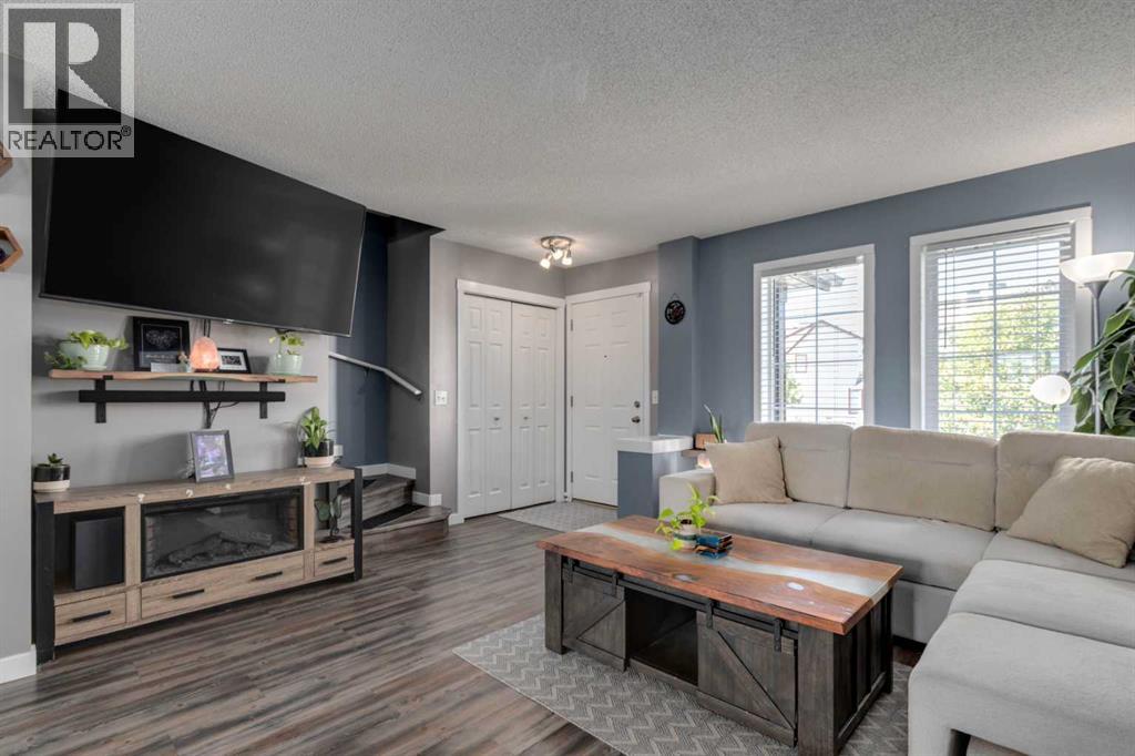 Single Family House for Sale in  Elgin View SE McKenzie Towne Calgary 