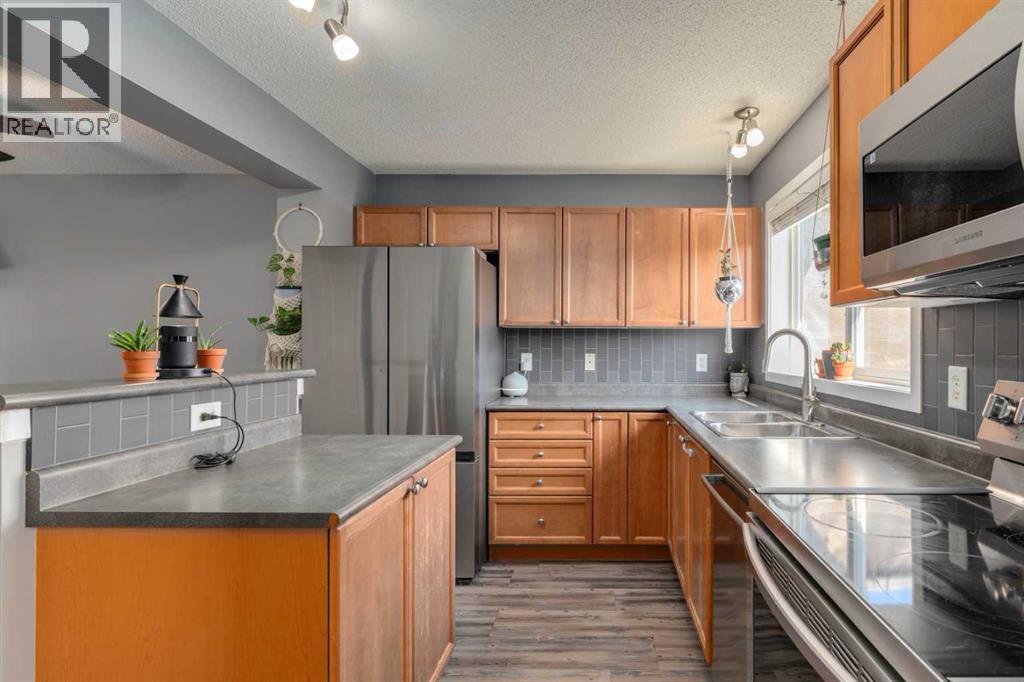 Single Family House for Sale in  Elgin View SE McKenzie Towne Calgary 