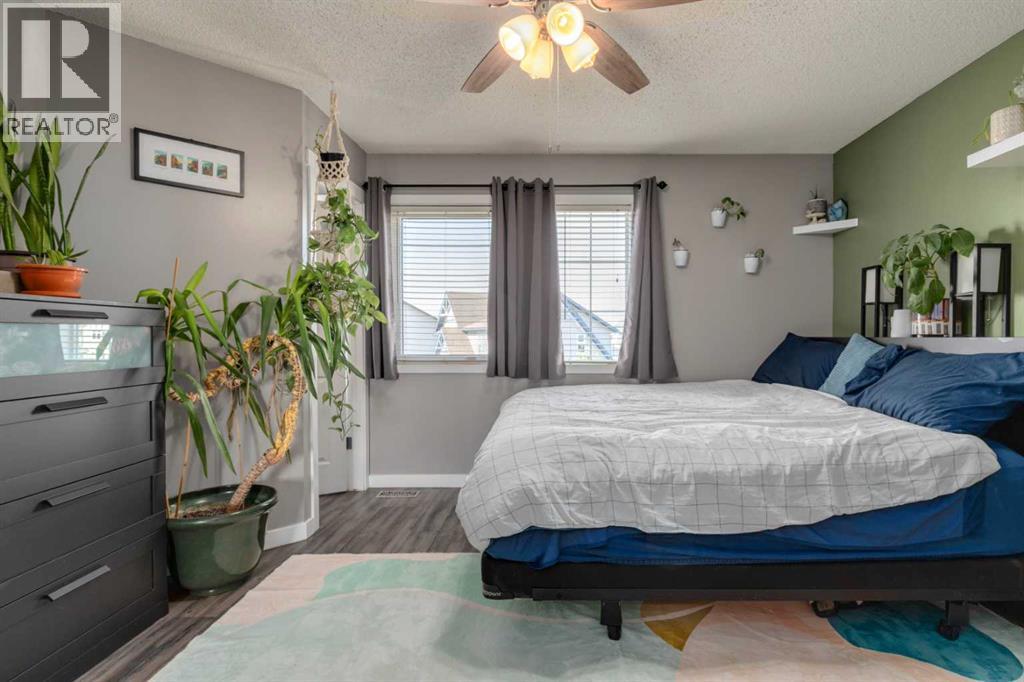 Single Family House for Sale in  Elgin View SE McKenzie Towne Calgary 