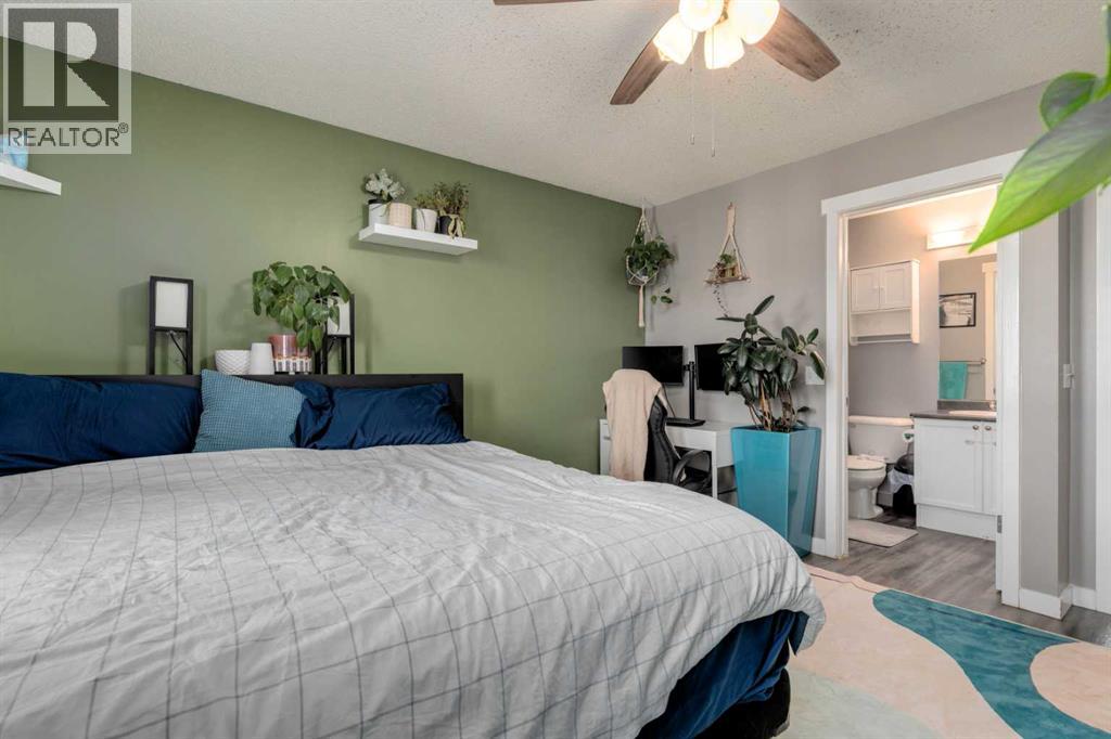 Single Family House for Sale in  Elgin View SE McKenzie Towne Calgary 