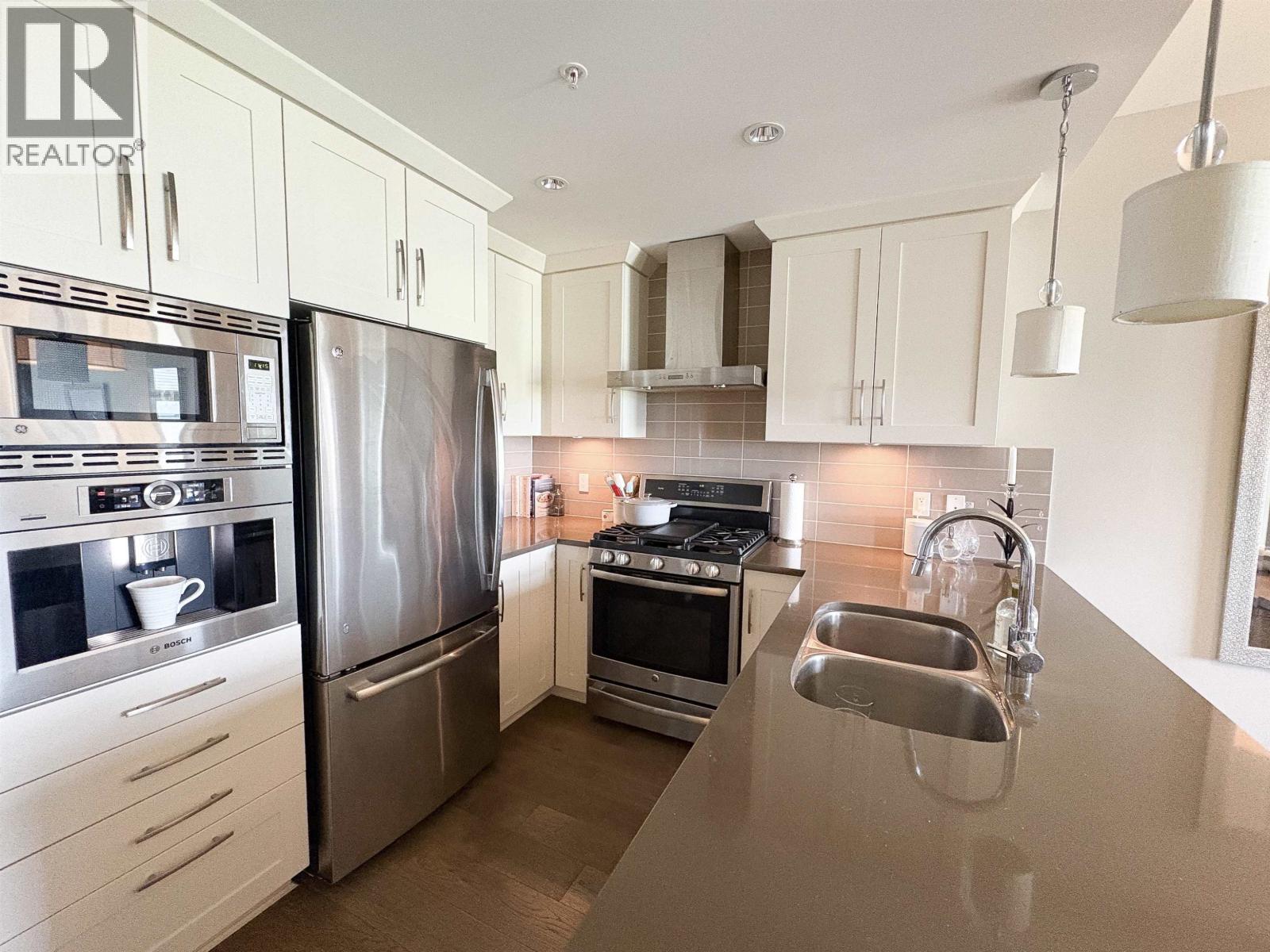 #410-5011 SPRINGS Boulevard, Delta