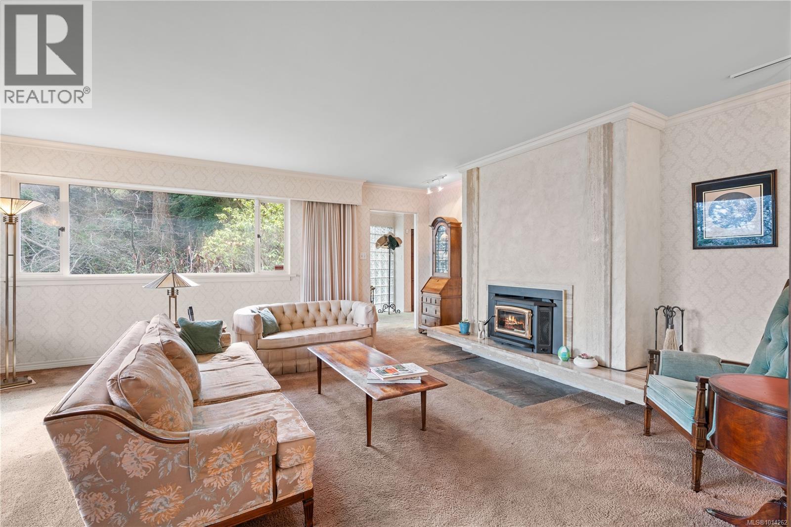 52 Sylvan Lane, Oak Bay