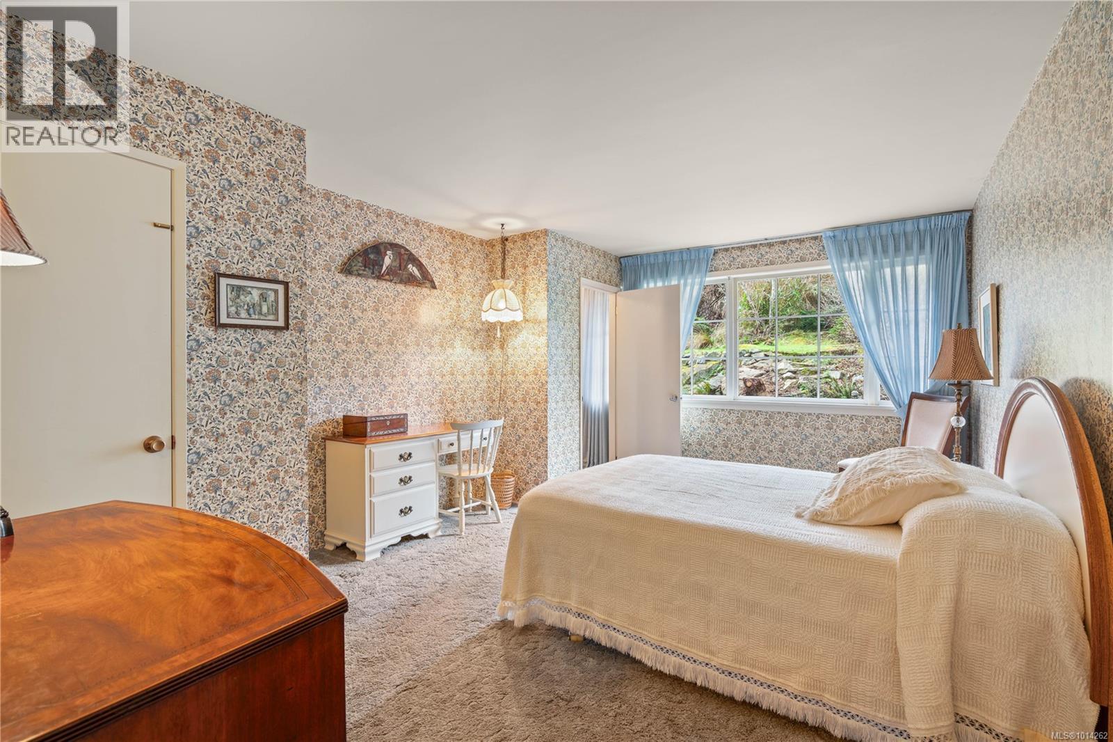 52 Sylvan Lane, Oak Bay