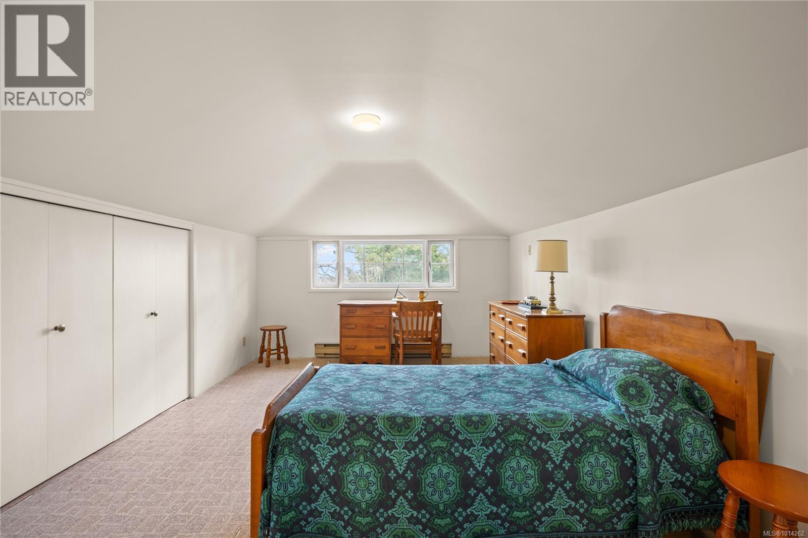 52 Sylvan Lane, Oak Bay