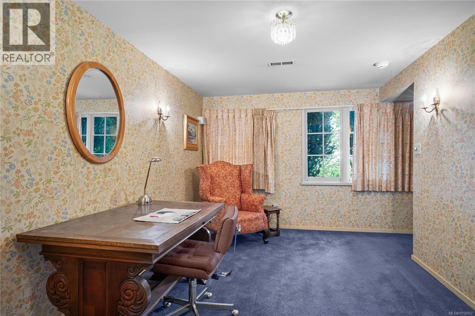 52 Sylvan Lane, Oak Bay