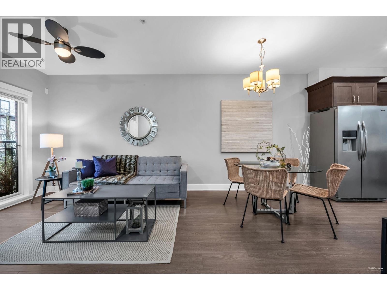 202 828 ROYAL AVENUE, New Westminster