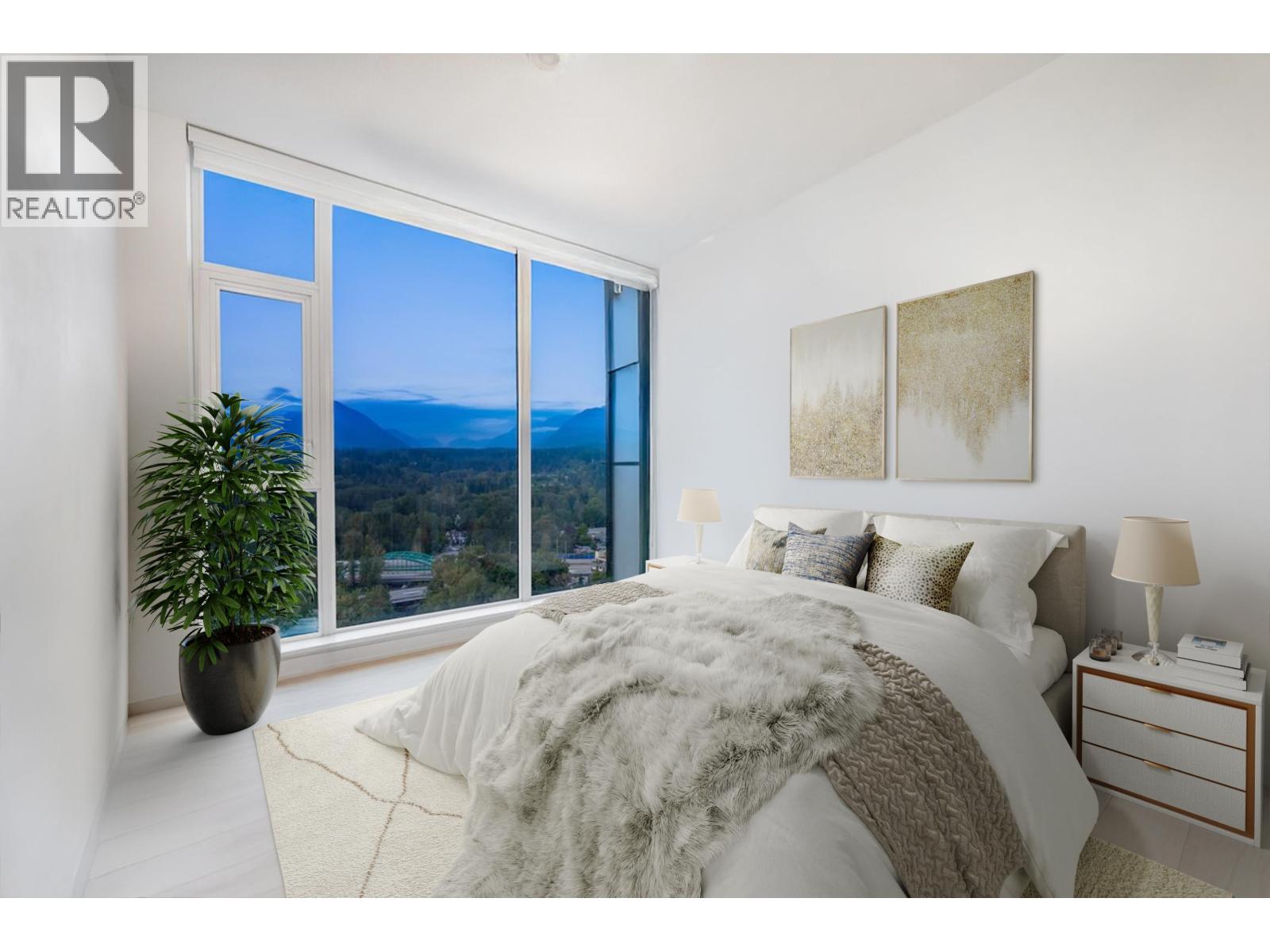 2704 1401 HUNTER STREET, North Vancouver