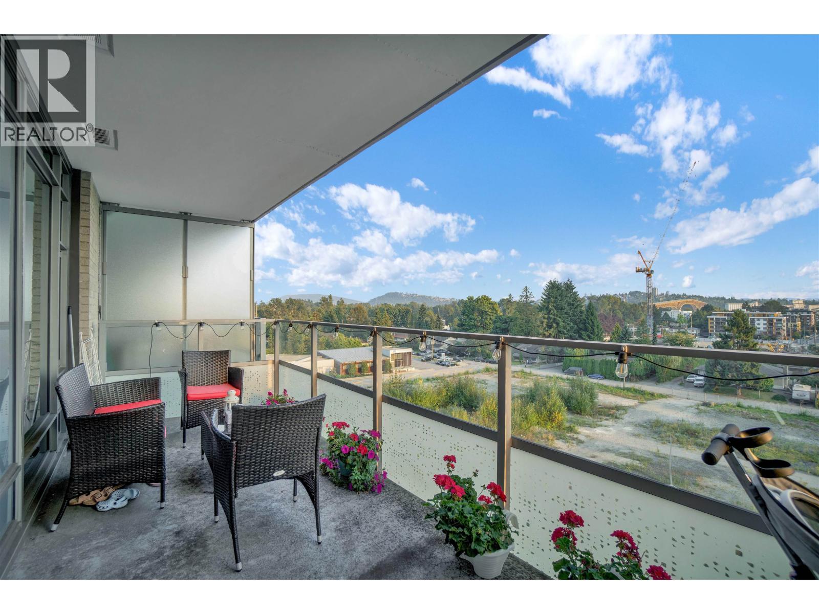 614 1500 FERN STREET, North Vancouver
