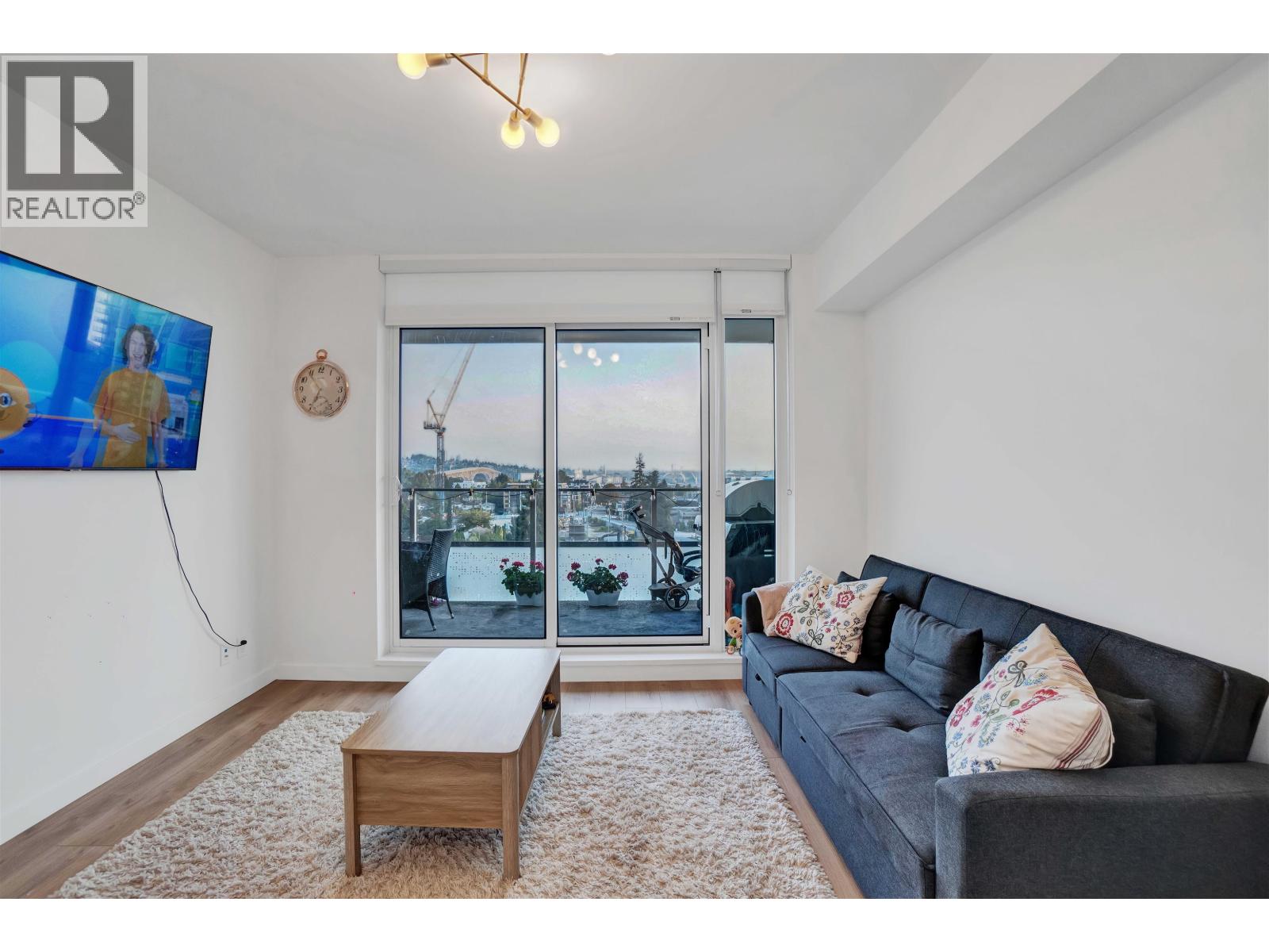 614 1500 FERN STREET, North Vancouver