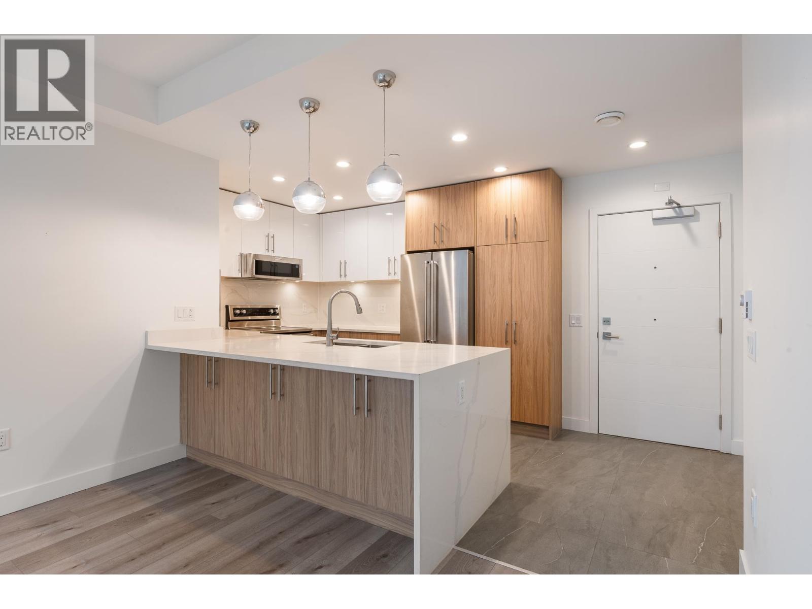 101 11718 224 STREET, Maple Ridge