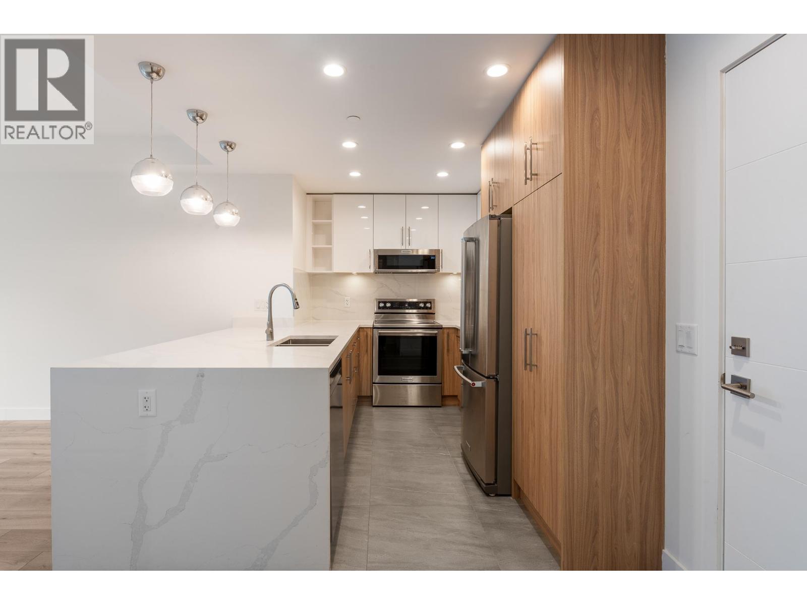 101 11718 224 STREET, Maple Ridge