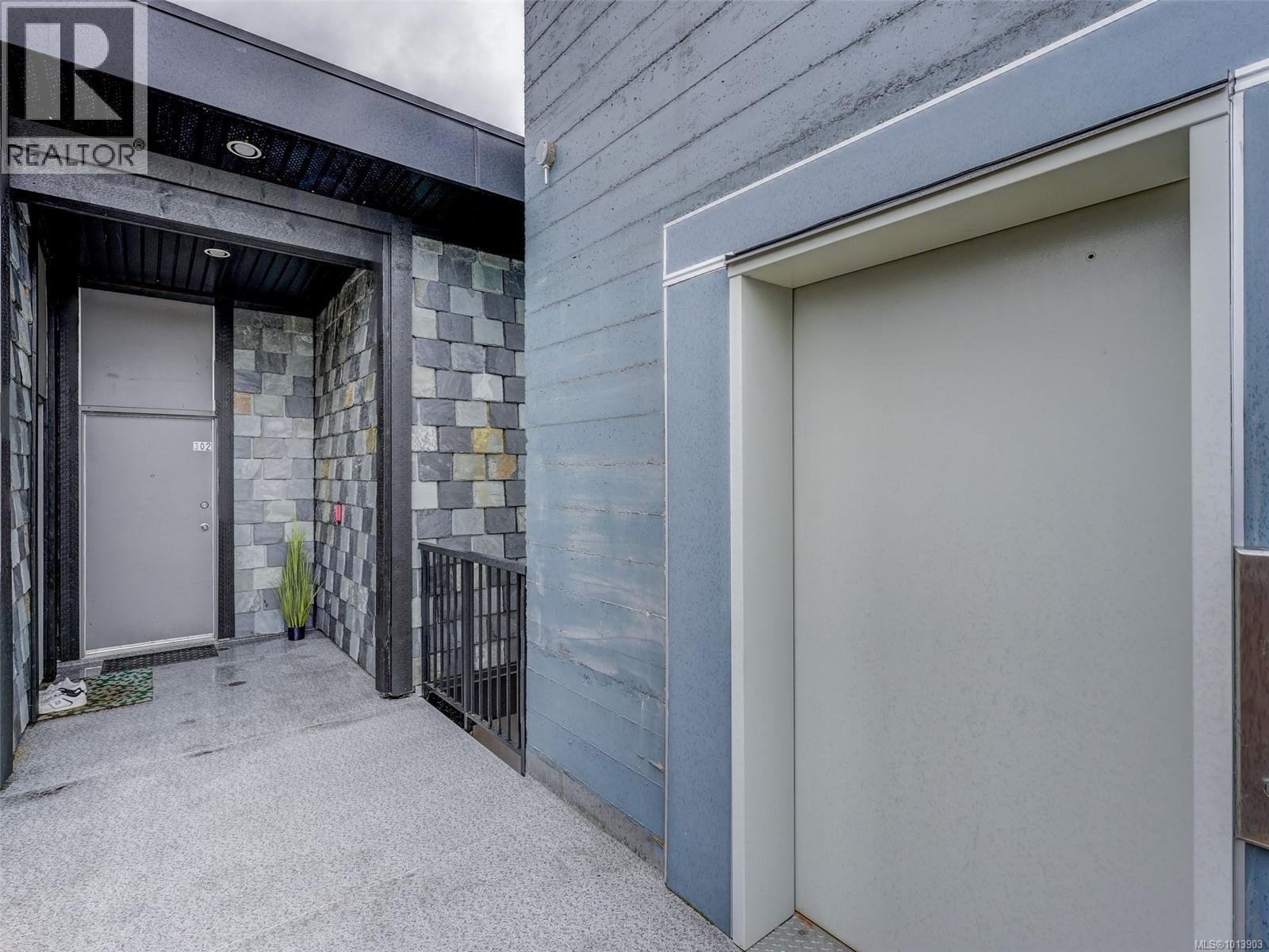 302 6981 East Saanich Rd, Central Saanich