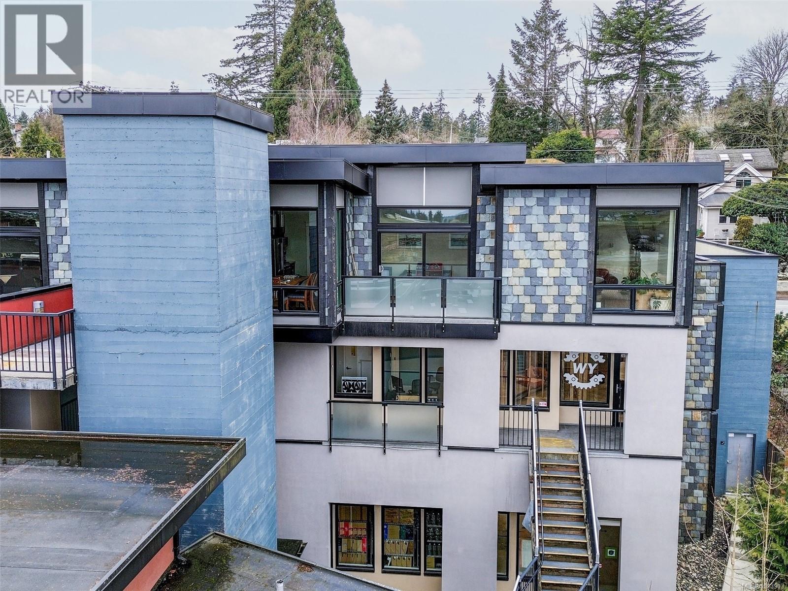 302 6981 East Saanich Rd, Central Saanich