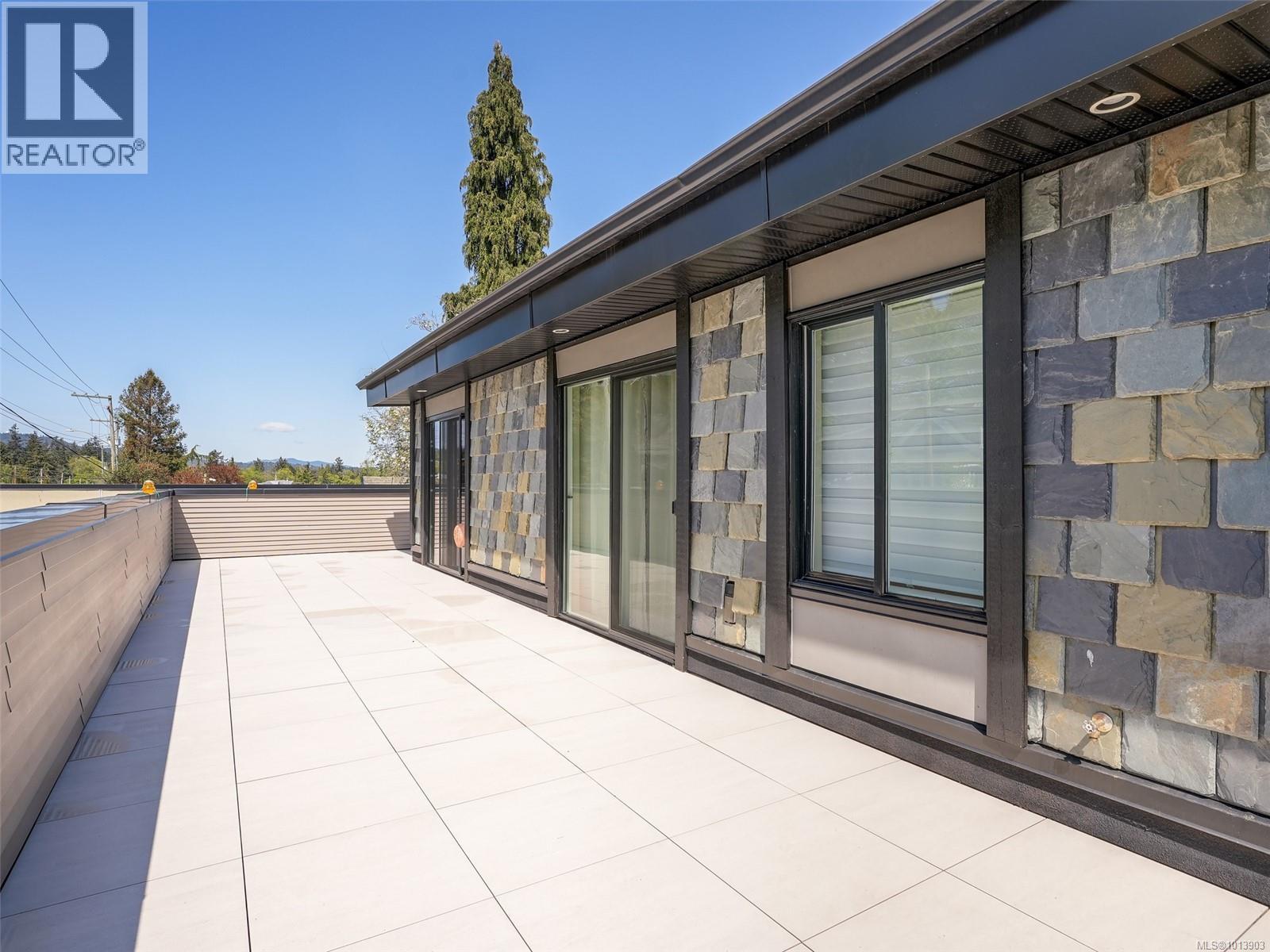 302 6981 East Saanich Rd, Central Saanich