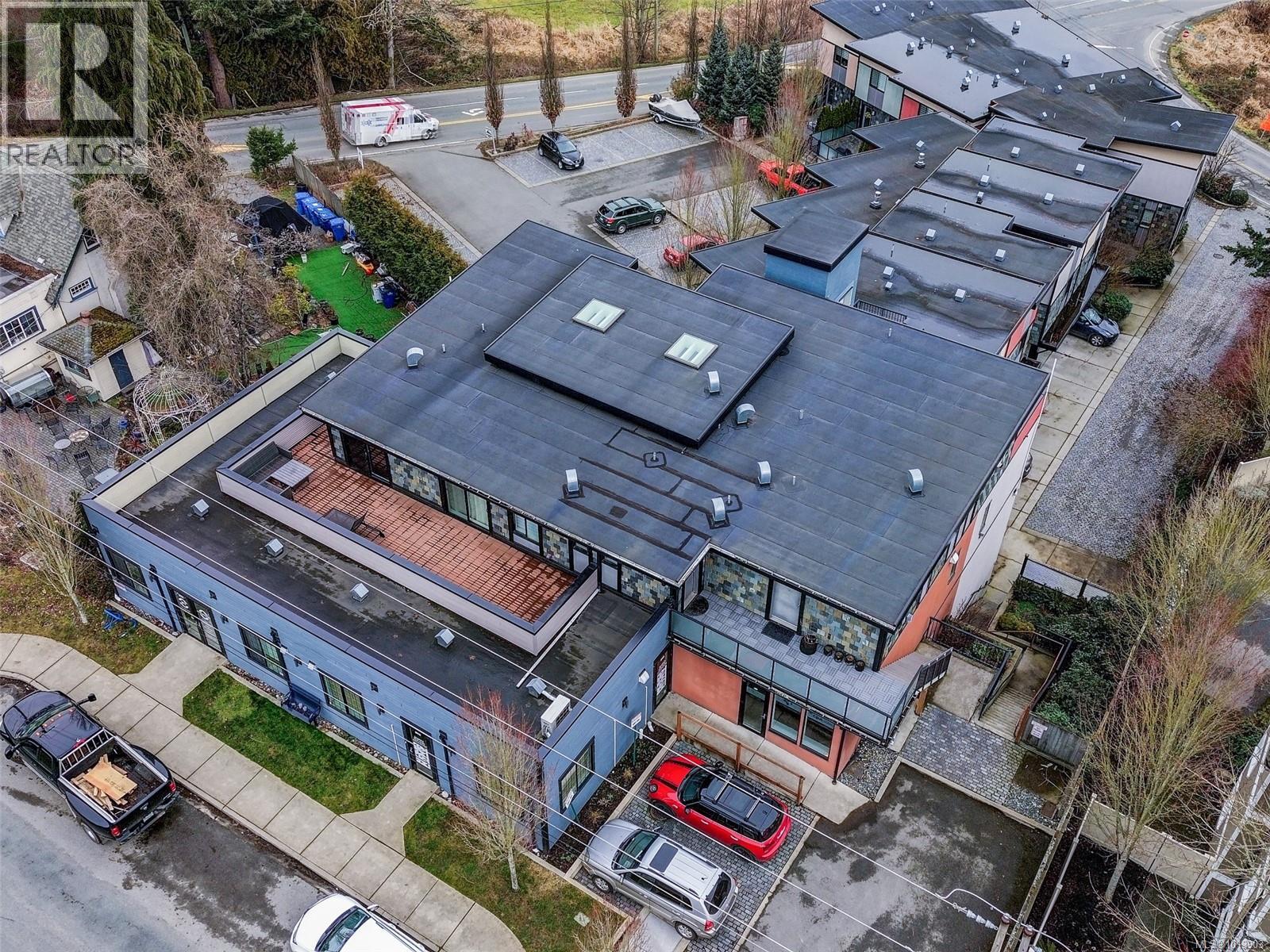 302 6981 East Saanich Rd, Central Saanich