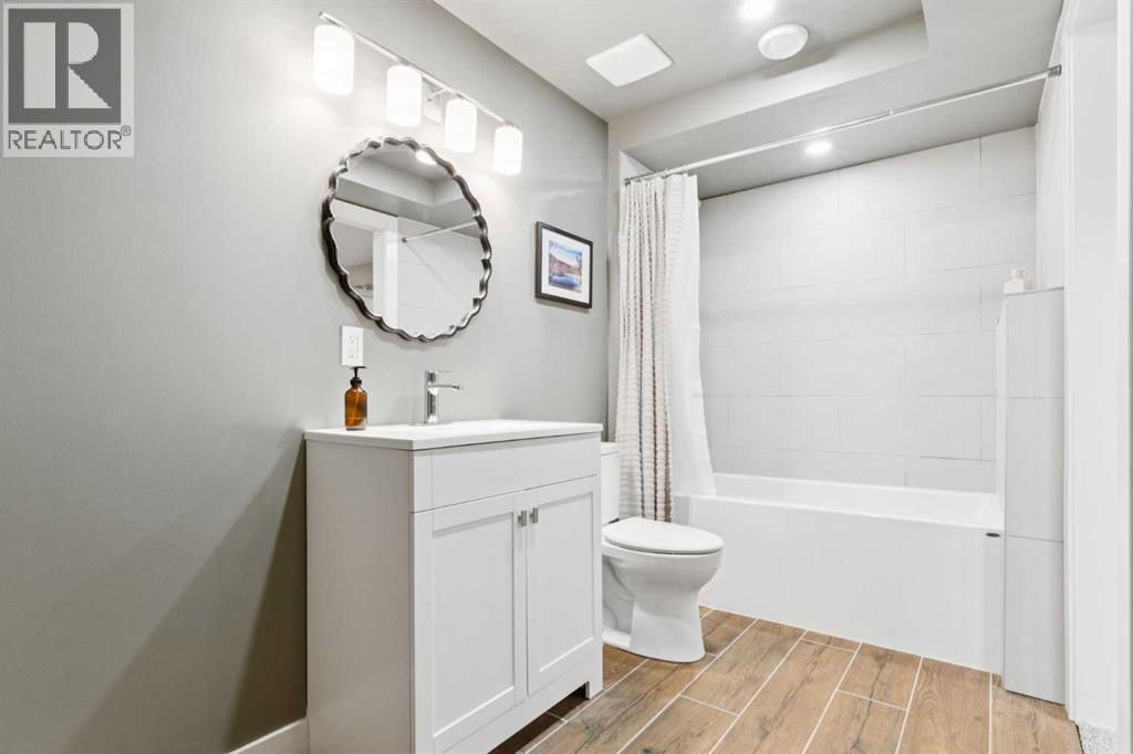 Single Family House Bungalow for Sale in  Macewan Ridge Place NW MacEwan Glen Calgary 