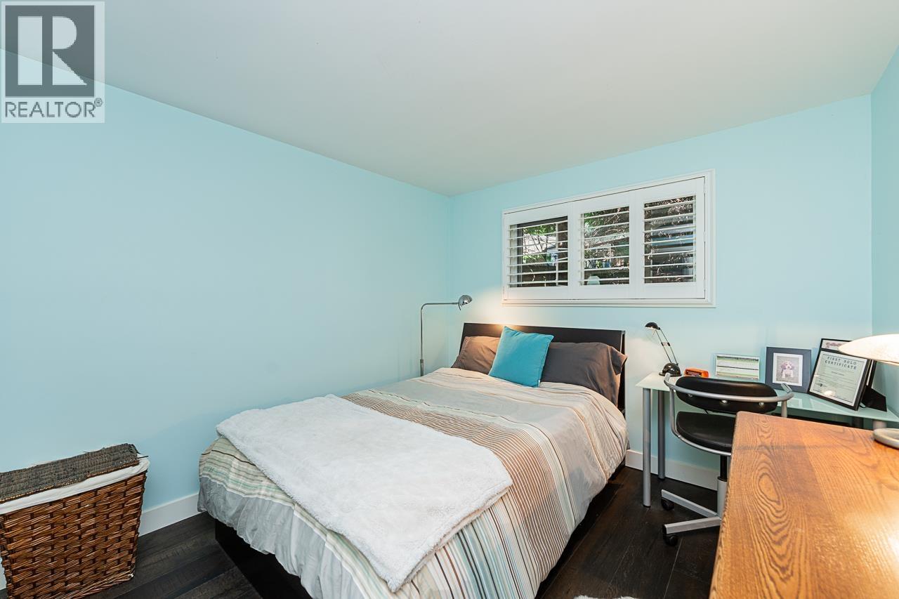 920 ADDERLEY STREET, North Vancouver