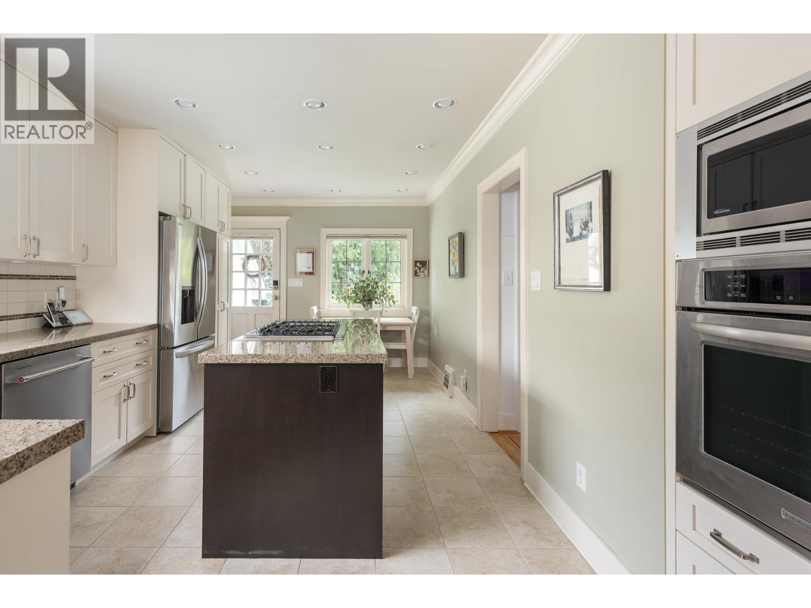 438 4TH STREET, New Westminster