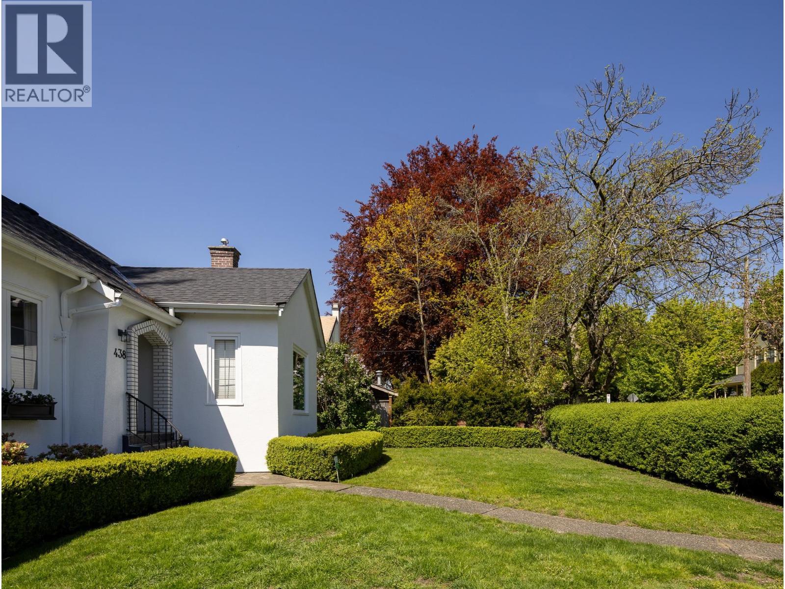 438 4TH STREET, New Westminster