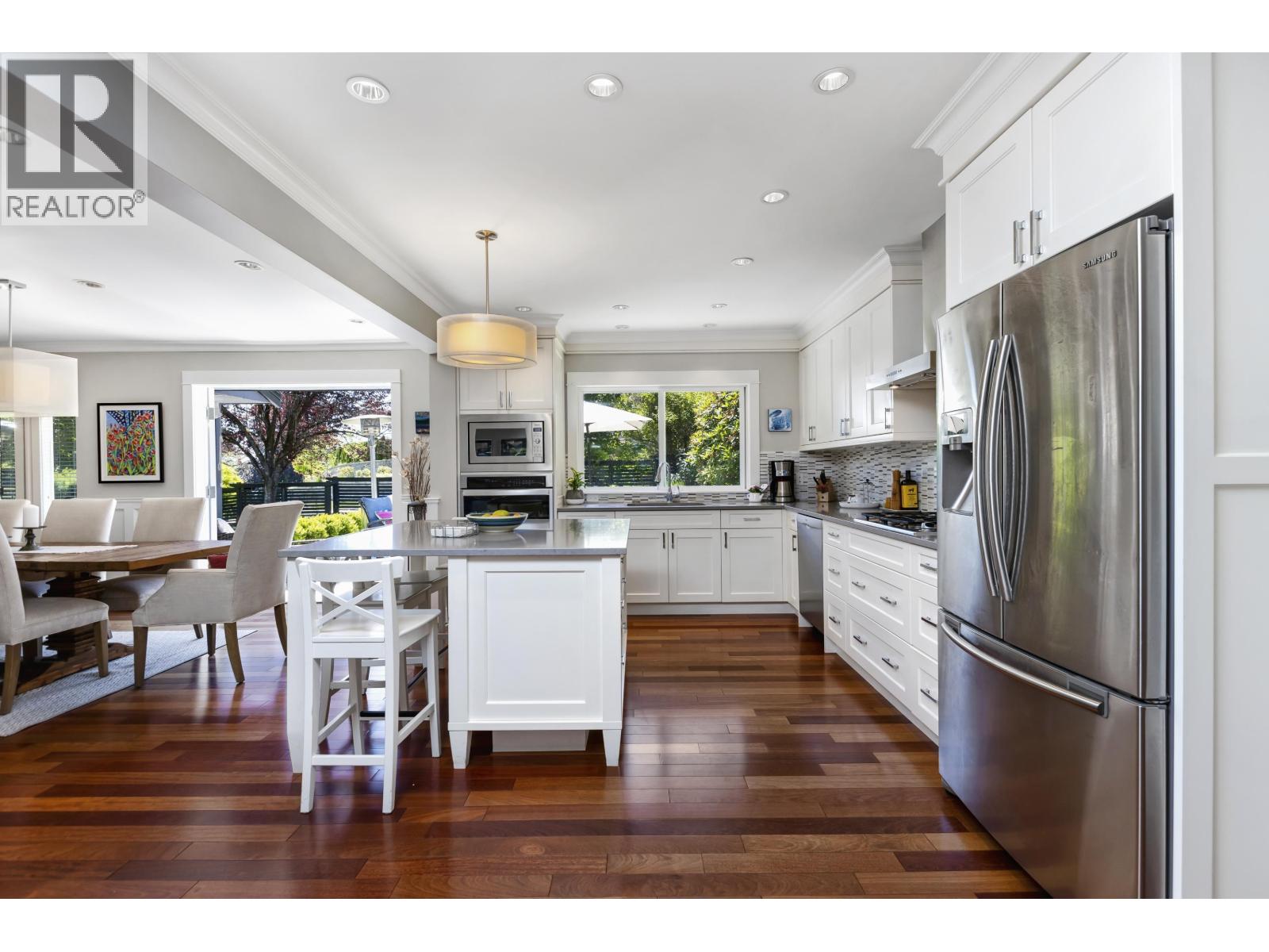 3420 ROCKVIEW PLACE, West Vancouver