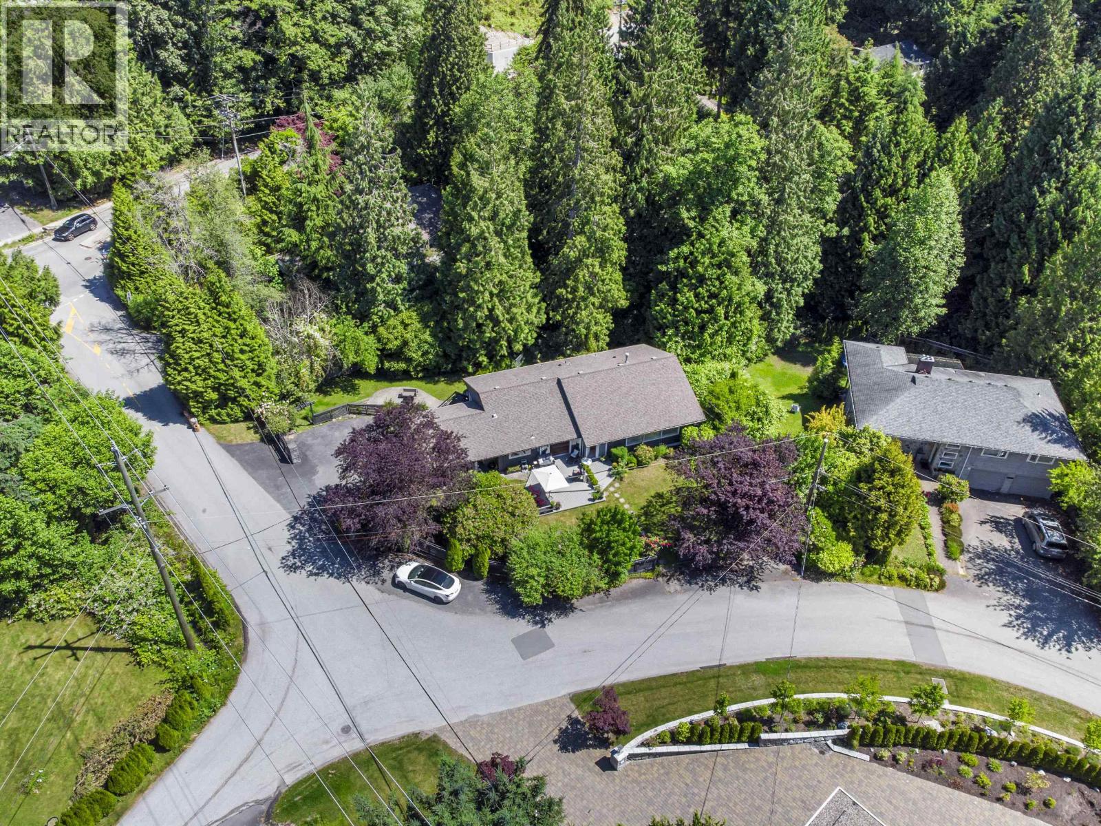 3420 ROCKVIEW PLACE, West Vancouver