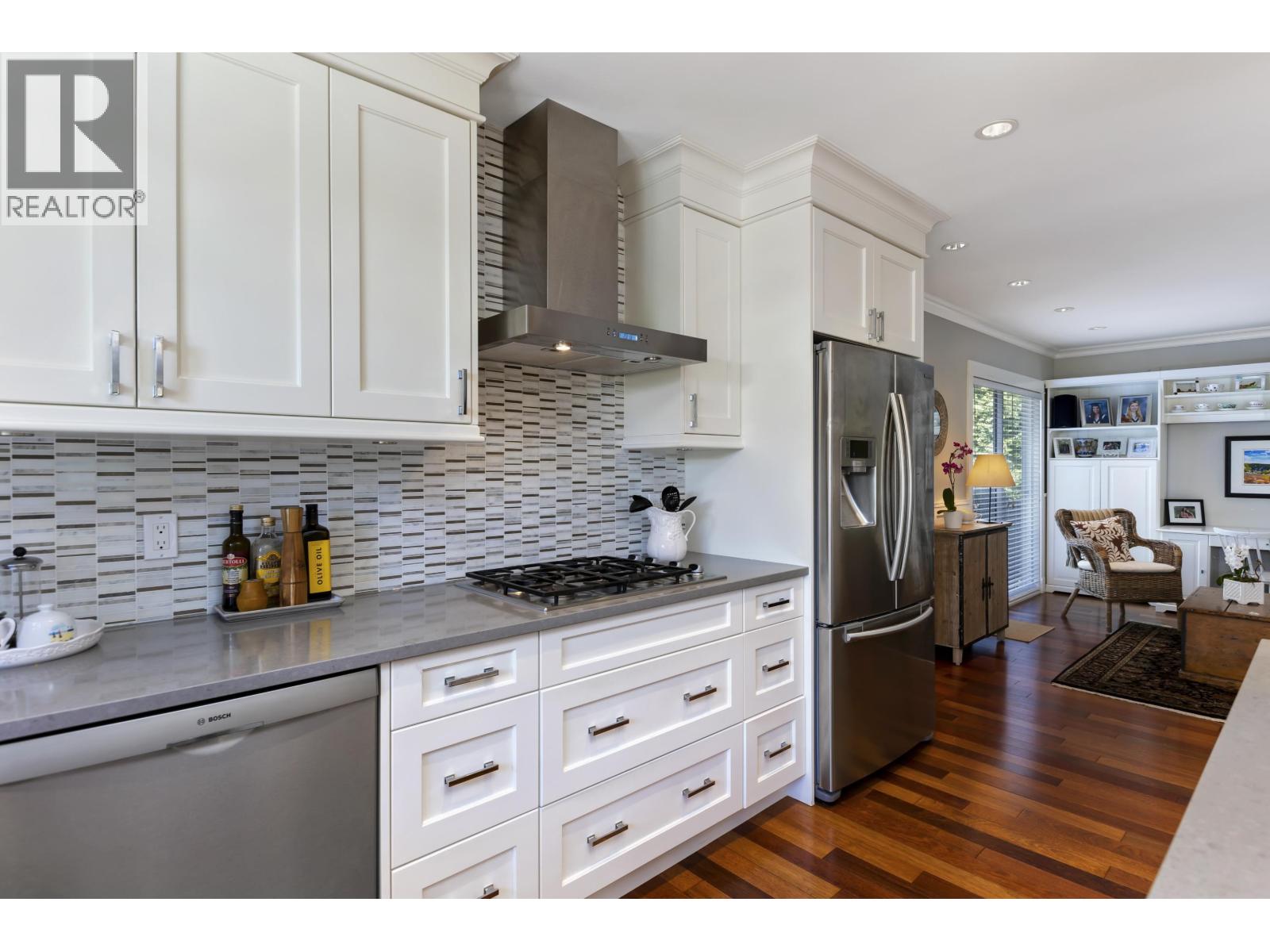 3420 ROCKVIEW PLACE, West Vancouver