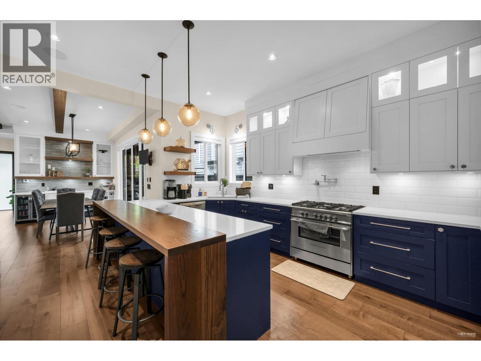 929 FOURTH STREET, New Westminster