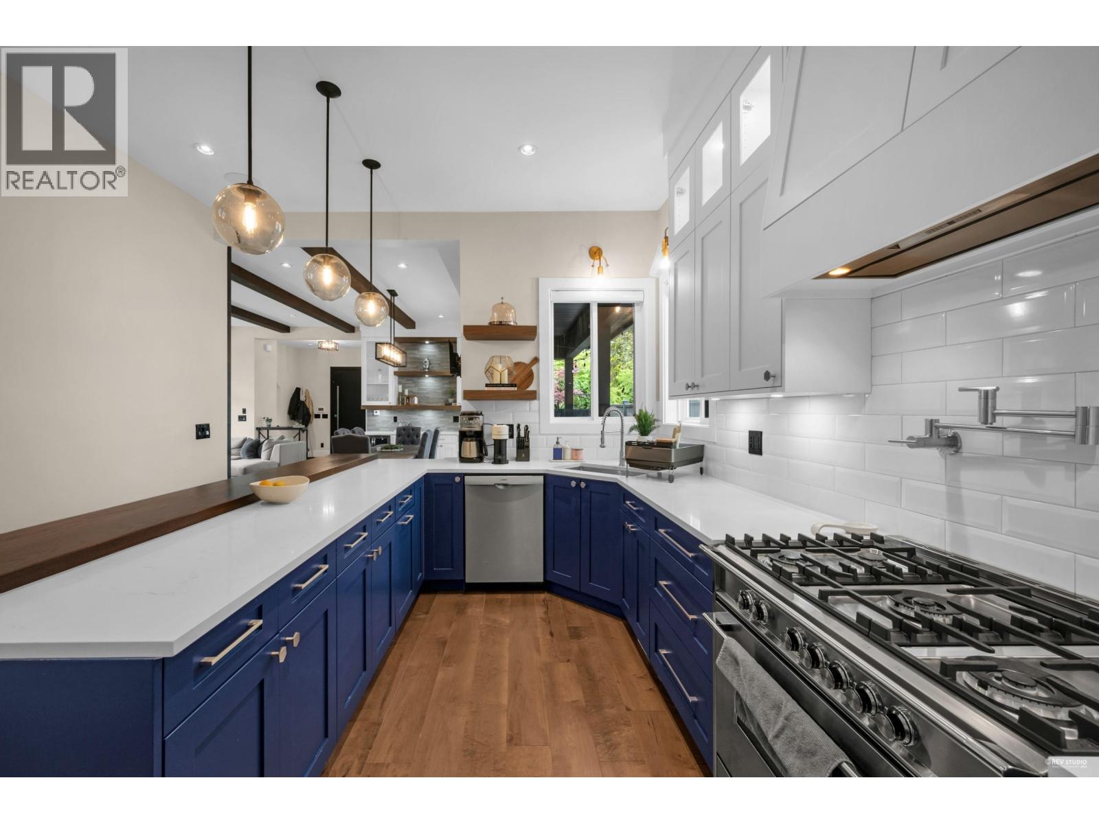 929 FOURTH STREET, New Westminster