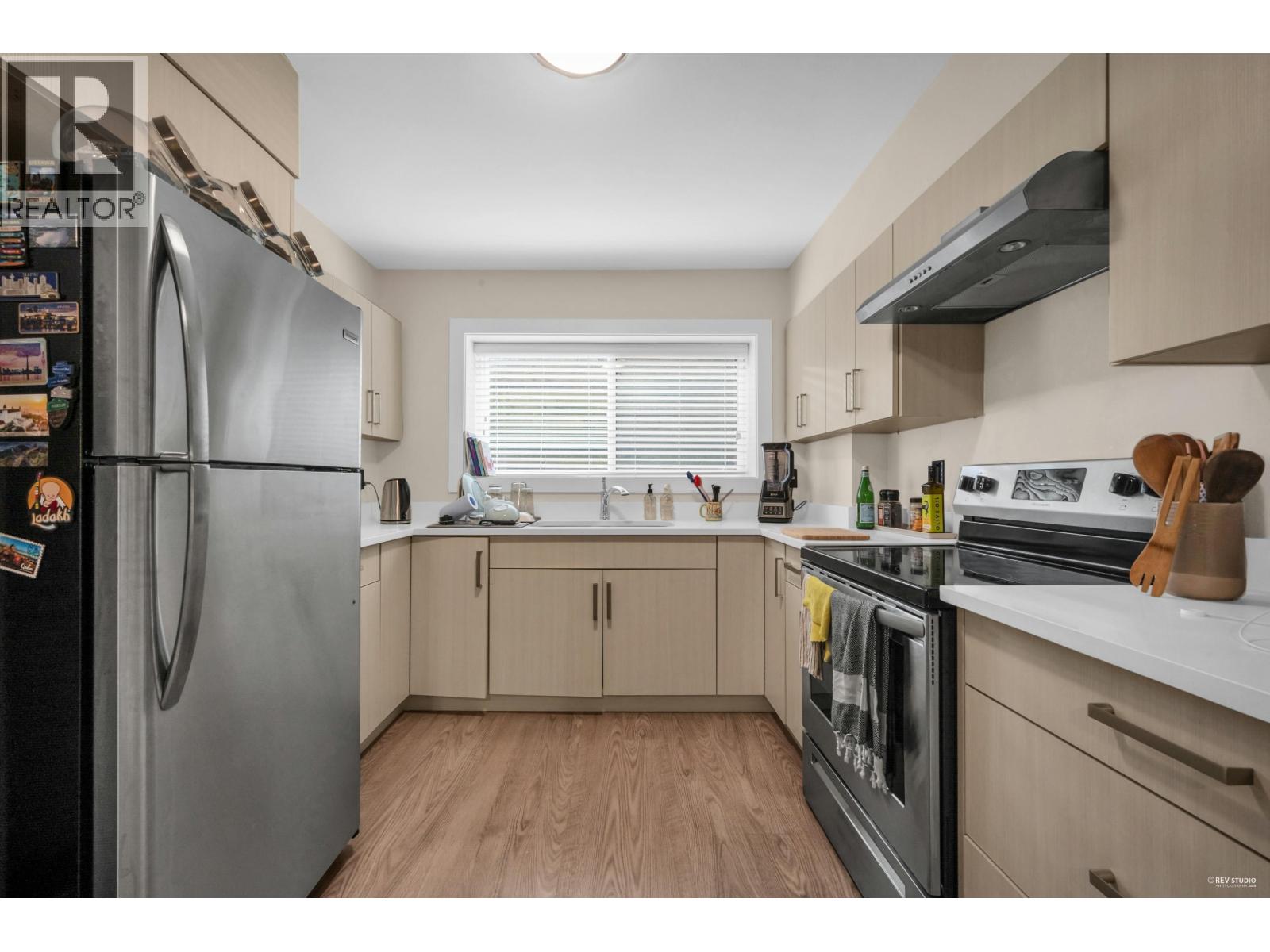 929 FOURTH STREET, New Westminster
