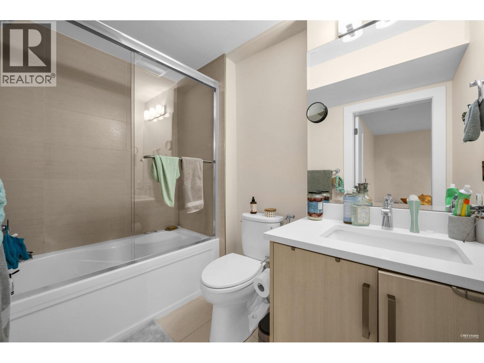 929 FOURTH STREET, New Westminster