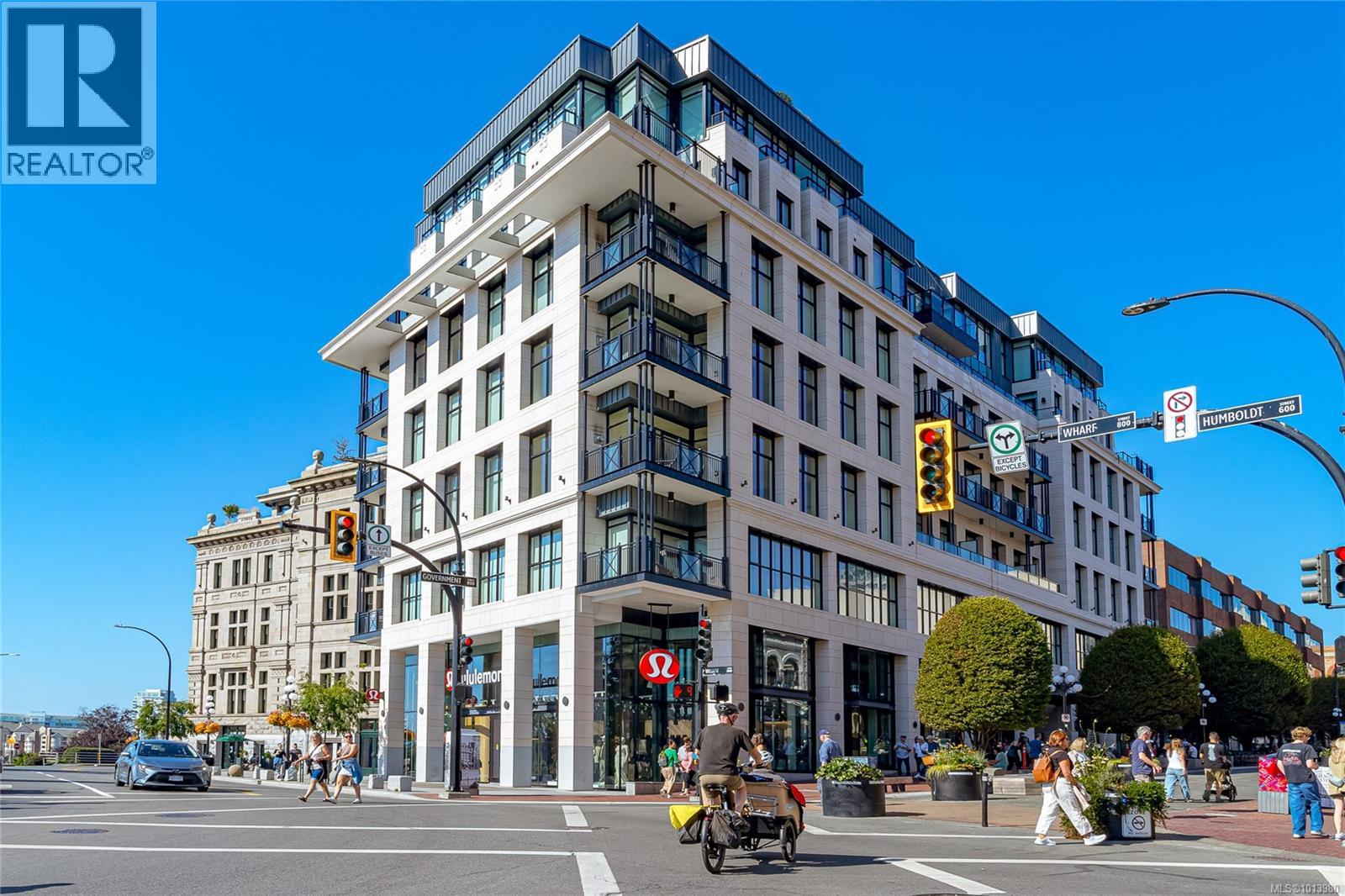 314 521 Courtney Street, Victoria