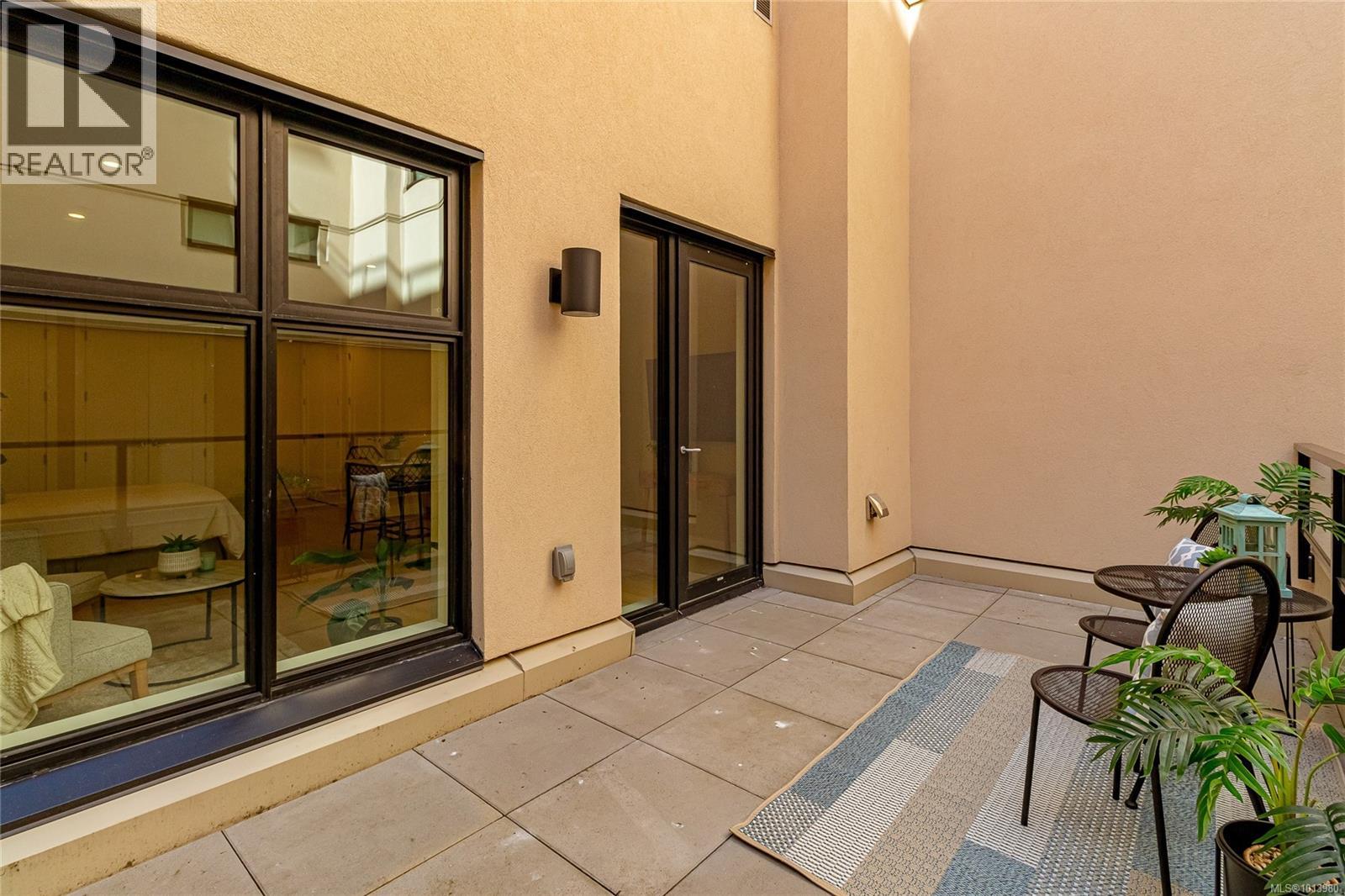 314 521 Courtney St, Victoria