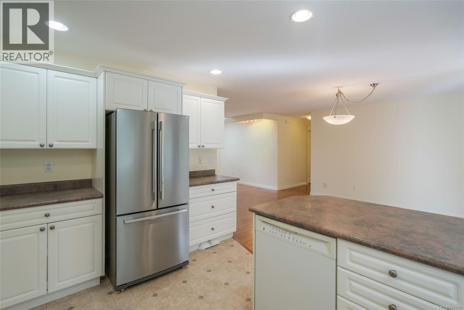 701 Humphrey Rd, Parksville