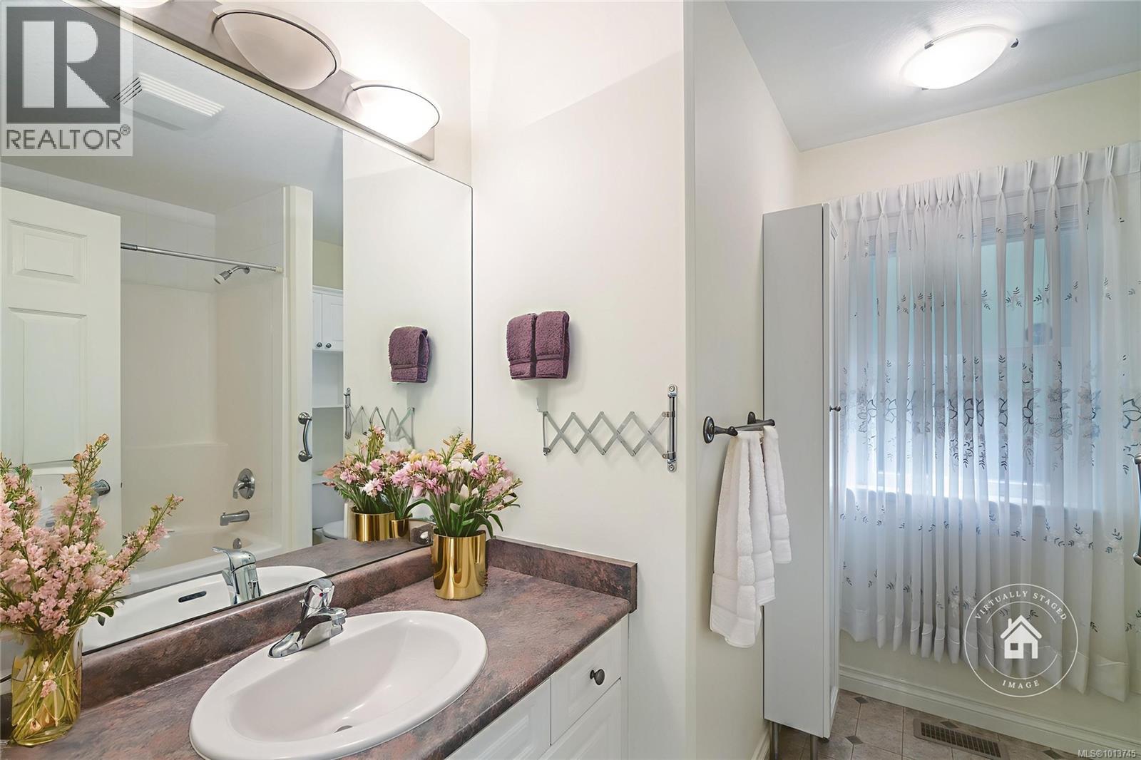 701 Humphrey Rd, Parksville