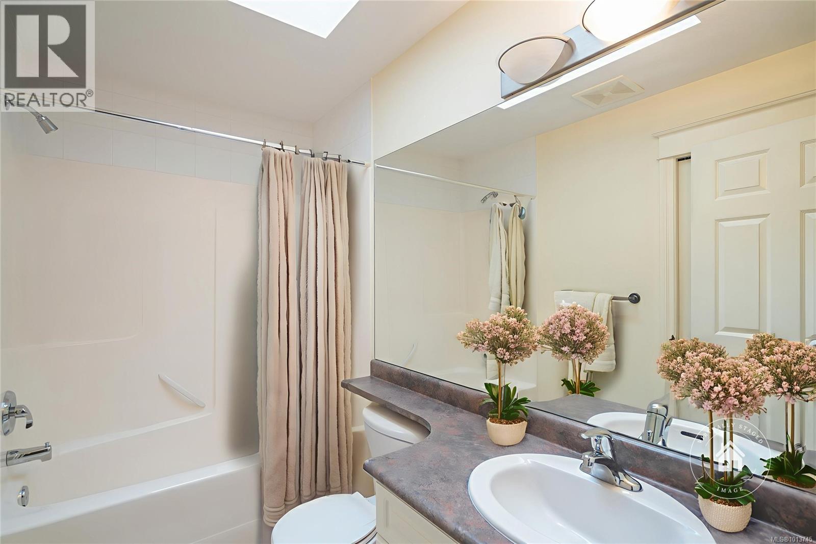 701 Humphrey Rd, Parksville