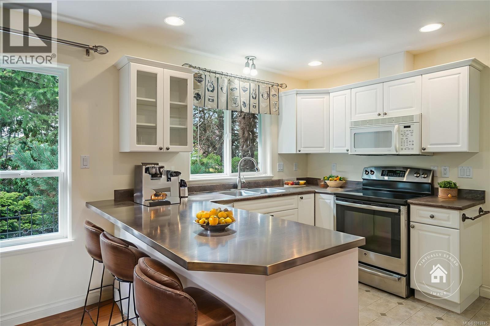 701 Humphrey Rd, Parksville