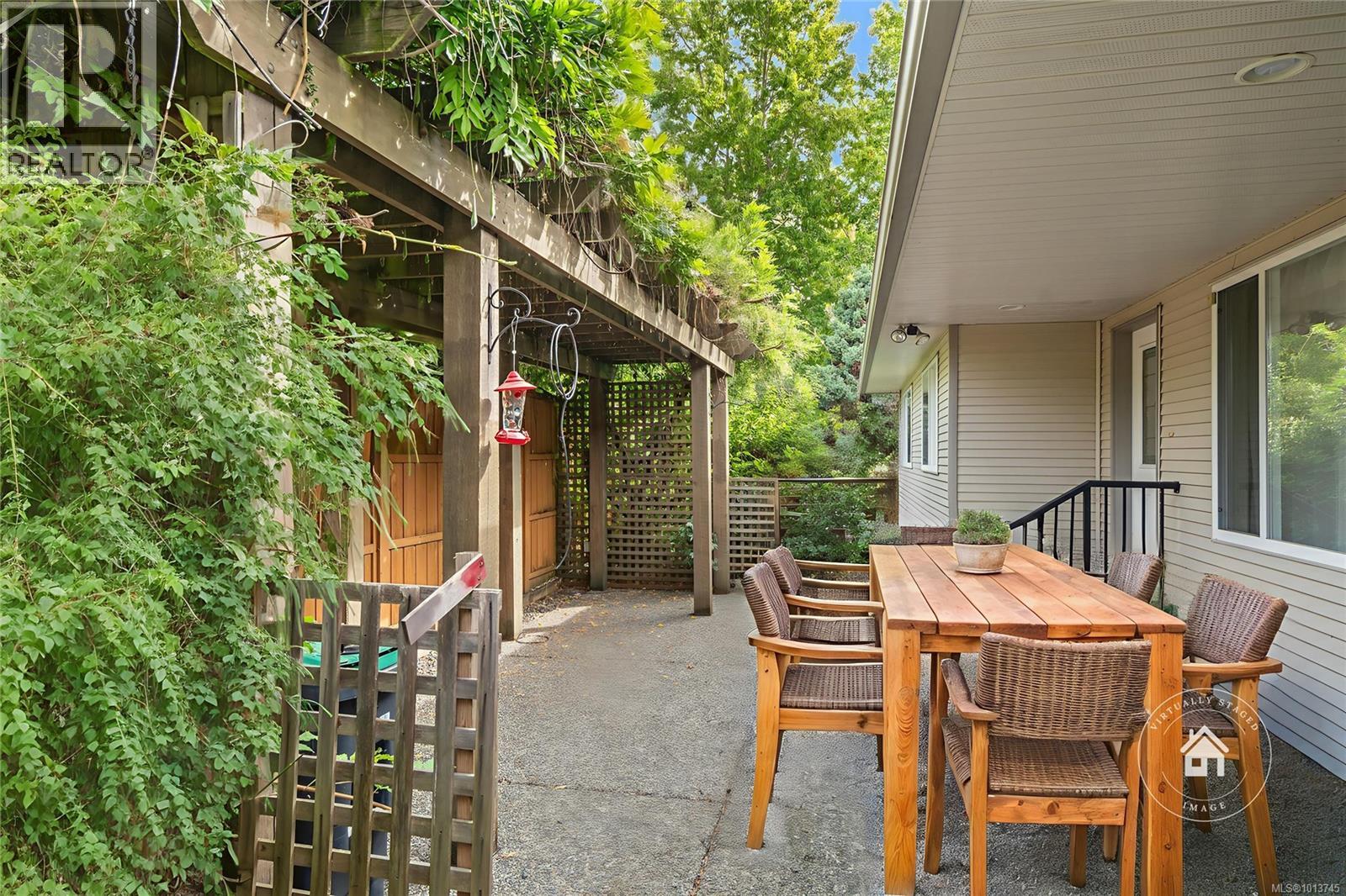 701 Humphrey Rd, Parksville