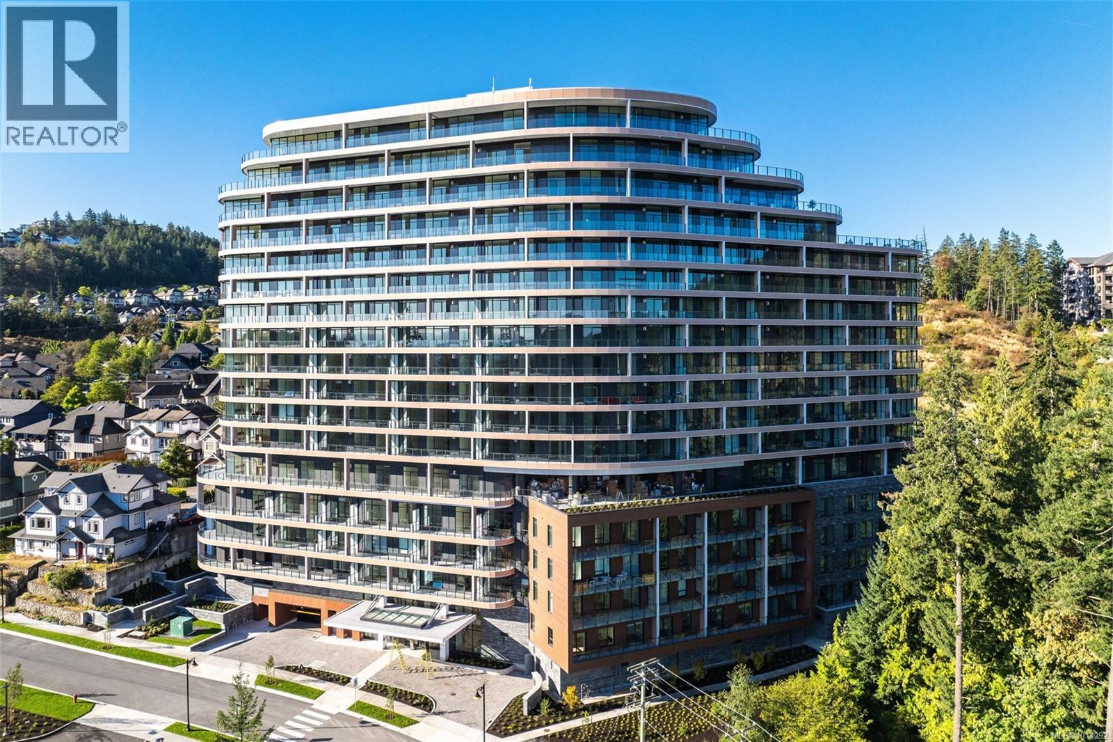 220 2000 Hannington Road, Langford