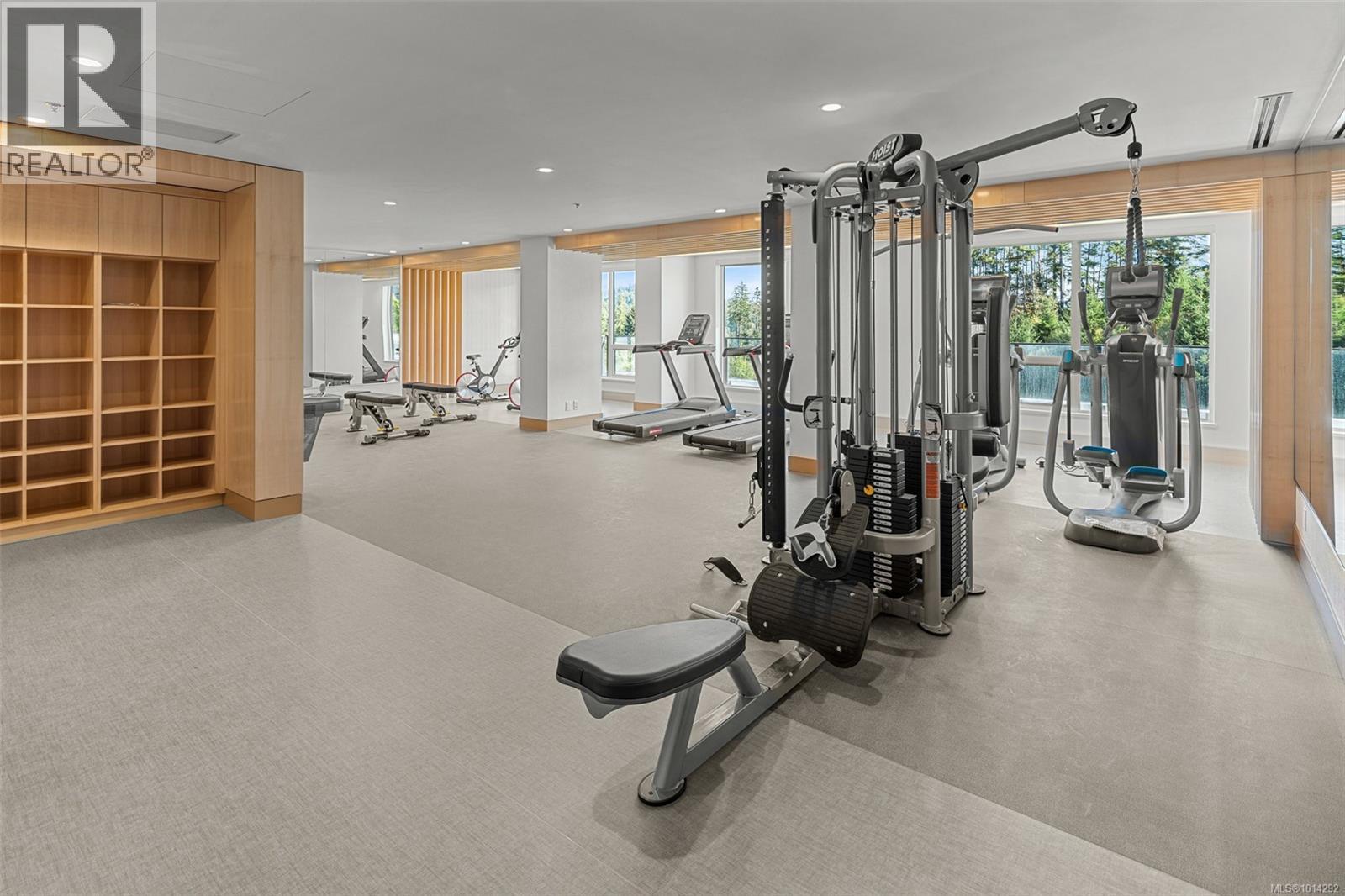 220 2000 Hannington Road, Langford