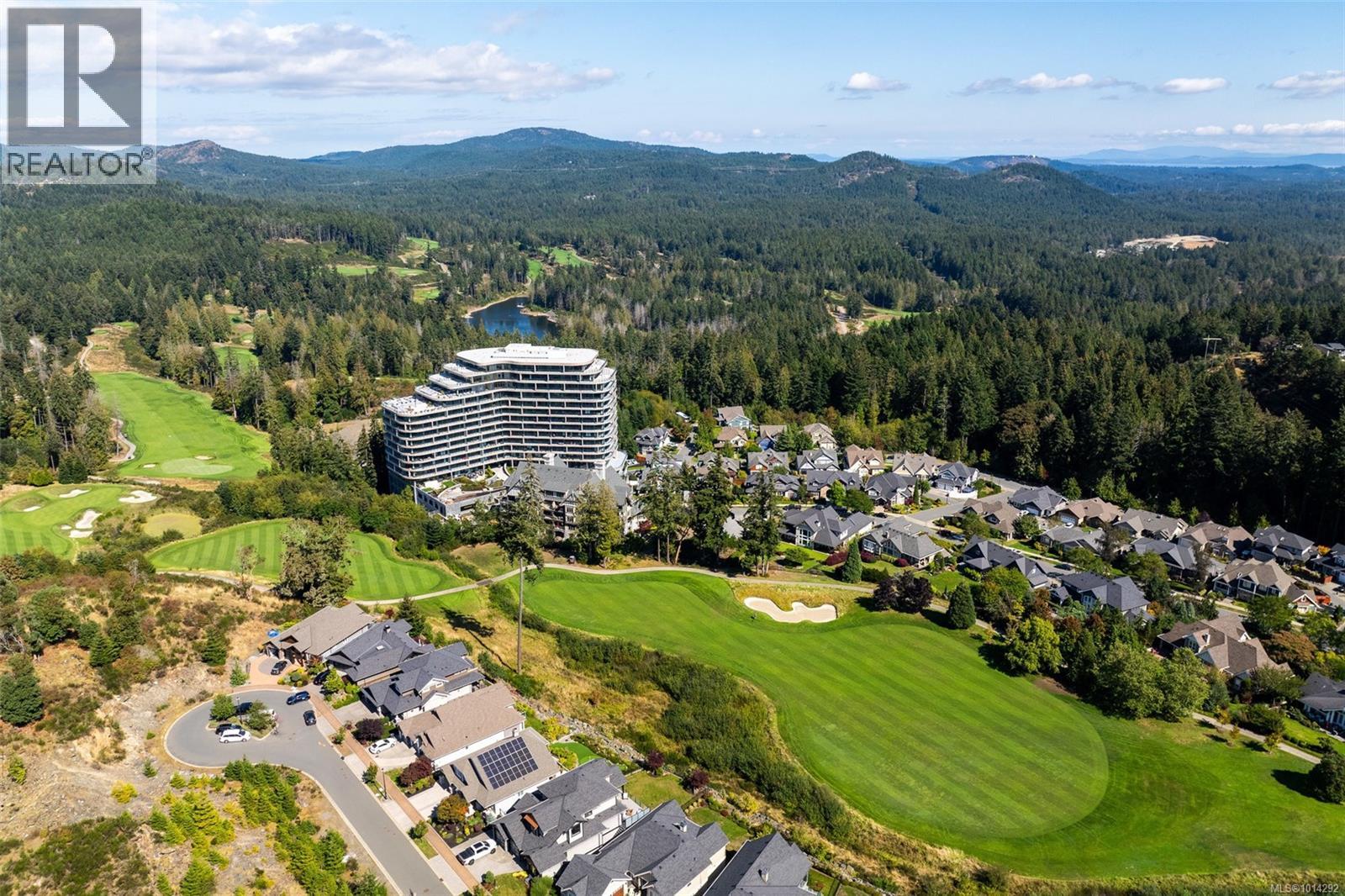220 2000 Hannington Road, Langford