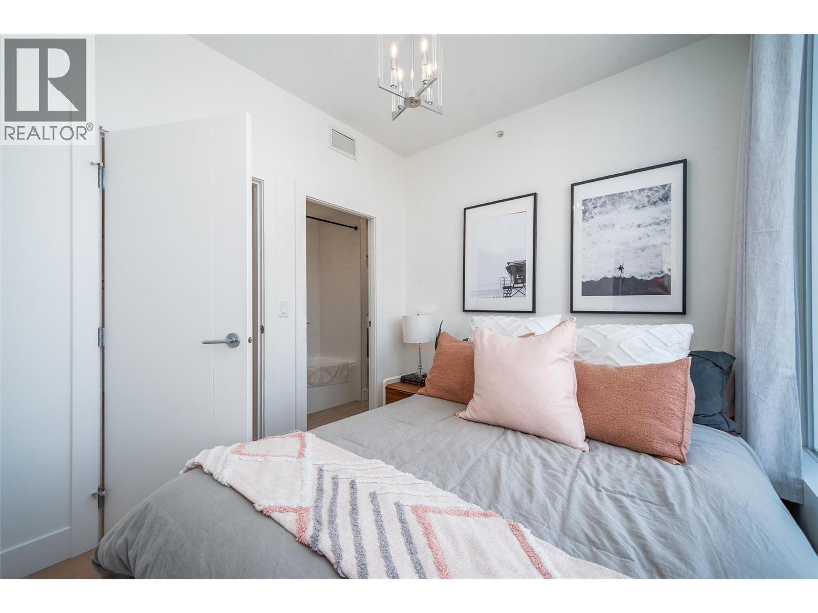 3006 1191 Sunset Drive, Kelowna