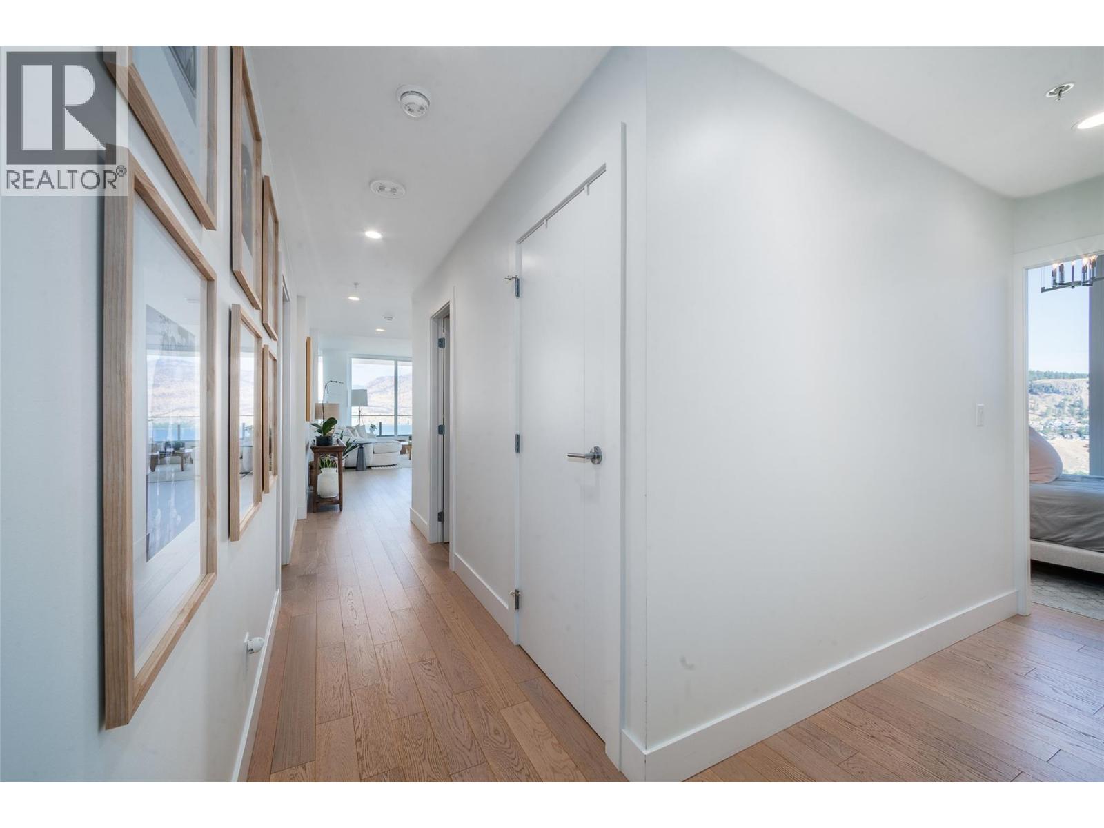 3006 1191 Sunset Drive, Kelowna