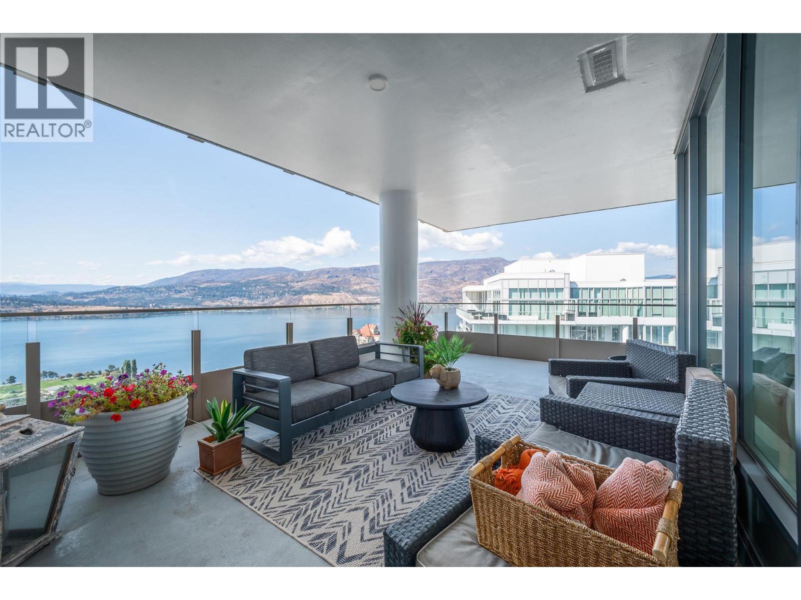 3006 1191 Sunset Drive, Kelowna